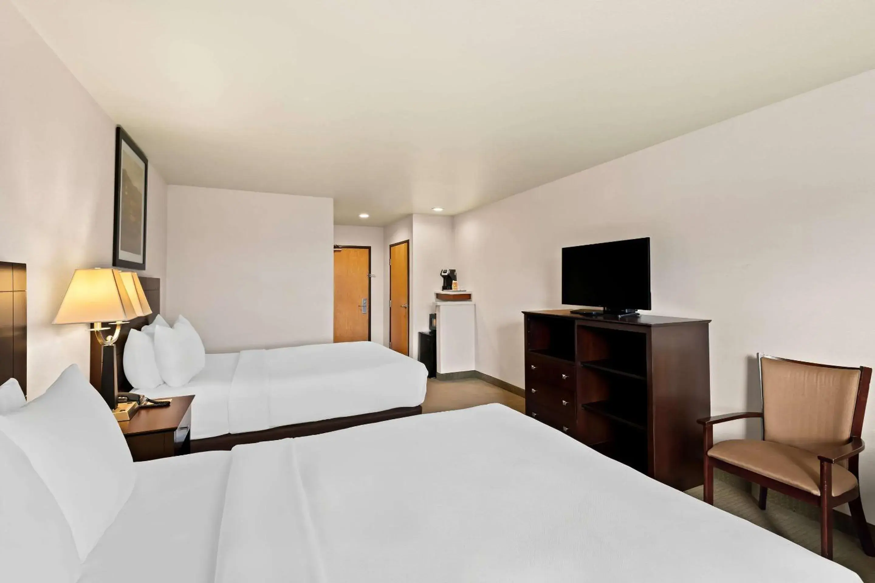 Bedroom, Bed in Comfort Inn & Suites Creswell Bedroom, Bed in Comfort Inn & Suites Creswell