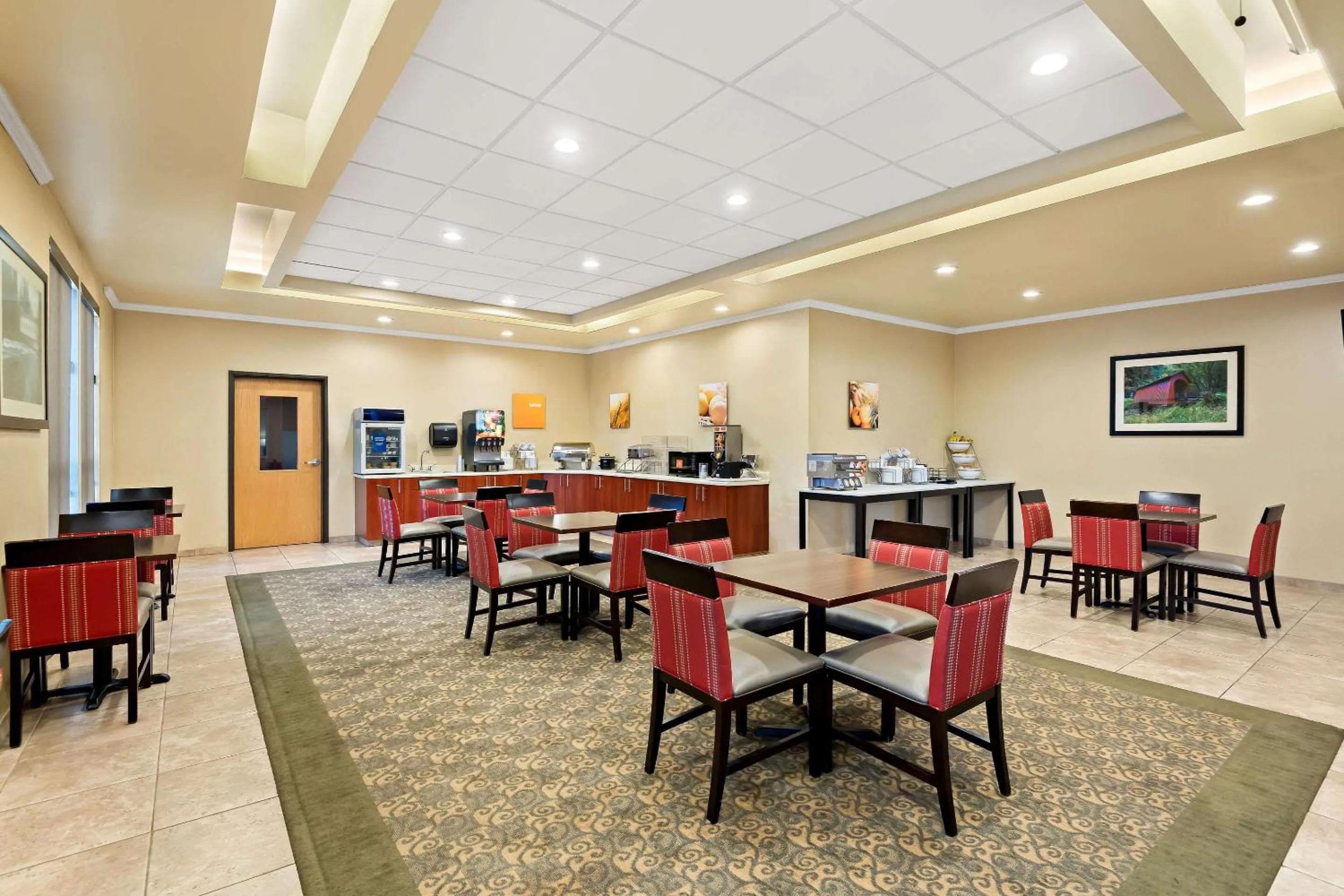 Breakfast in Comfort Inn & Suites Creswell