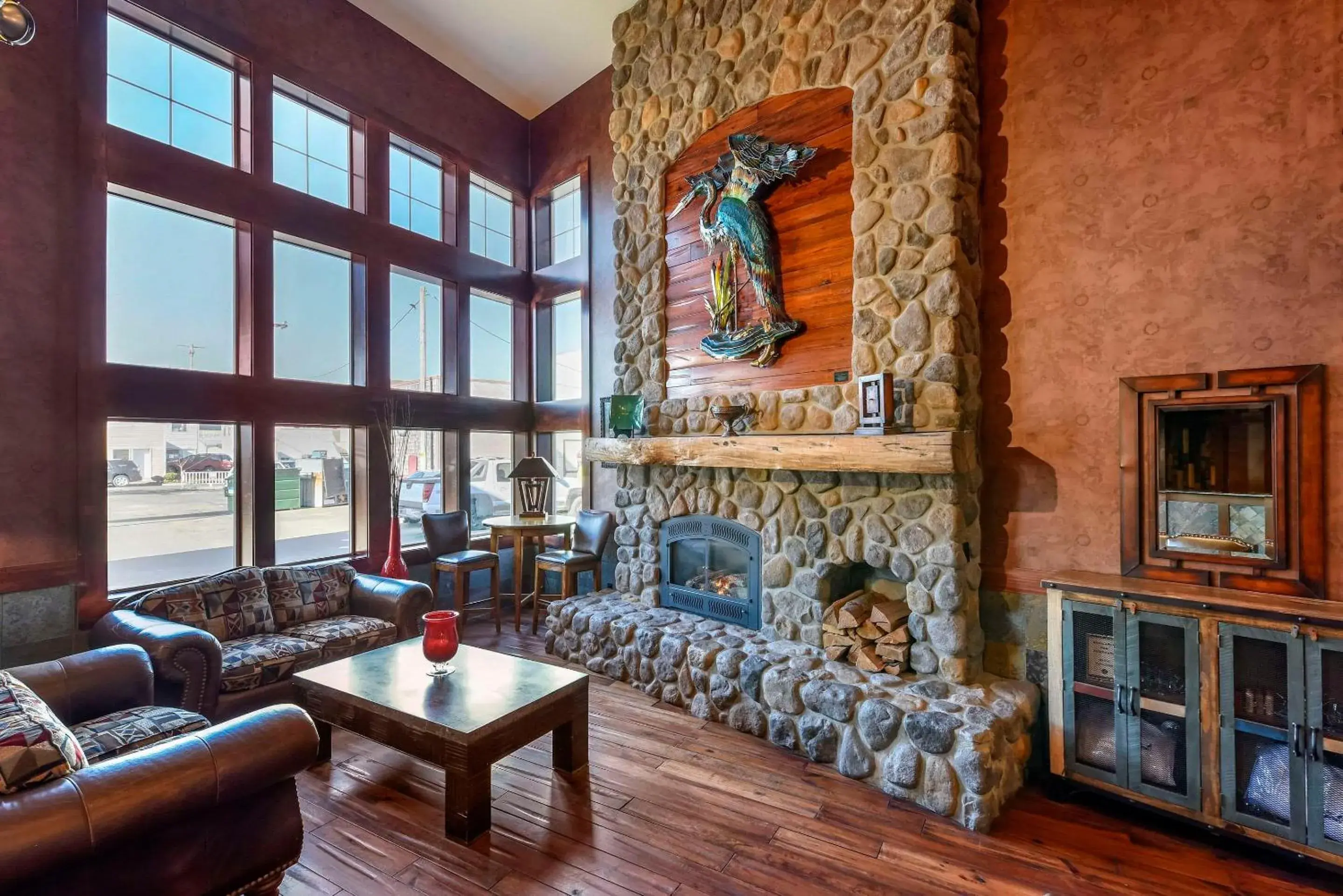 Lobby or reception in Kathryn Riverfront Inn, an Ascend Collection Hotel Lobby or reception in Kathryn Riverfront Inn, an Ascend Collection Hotel