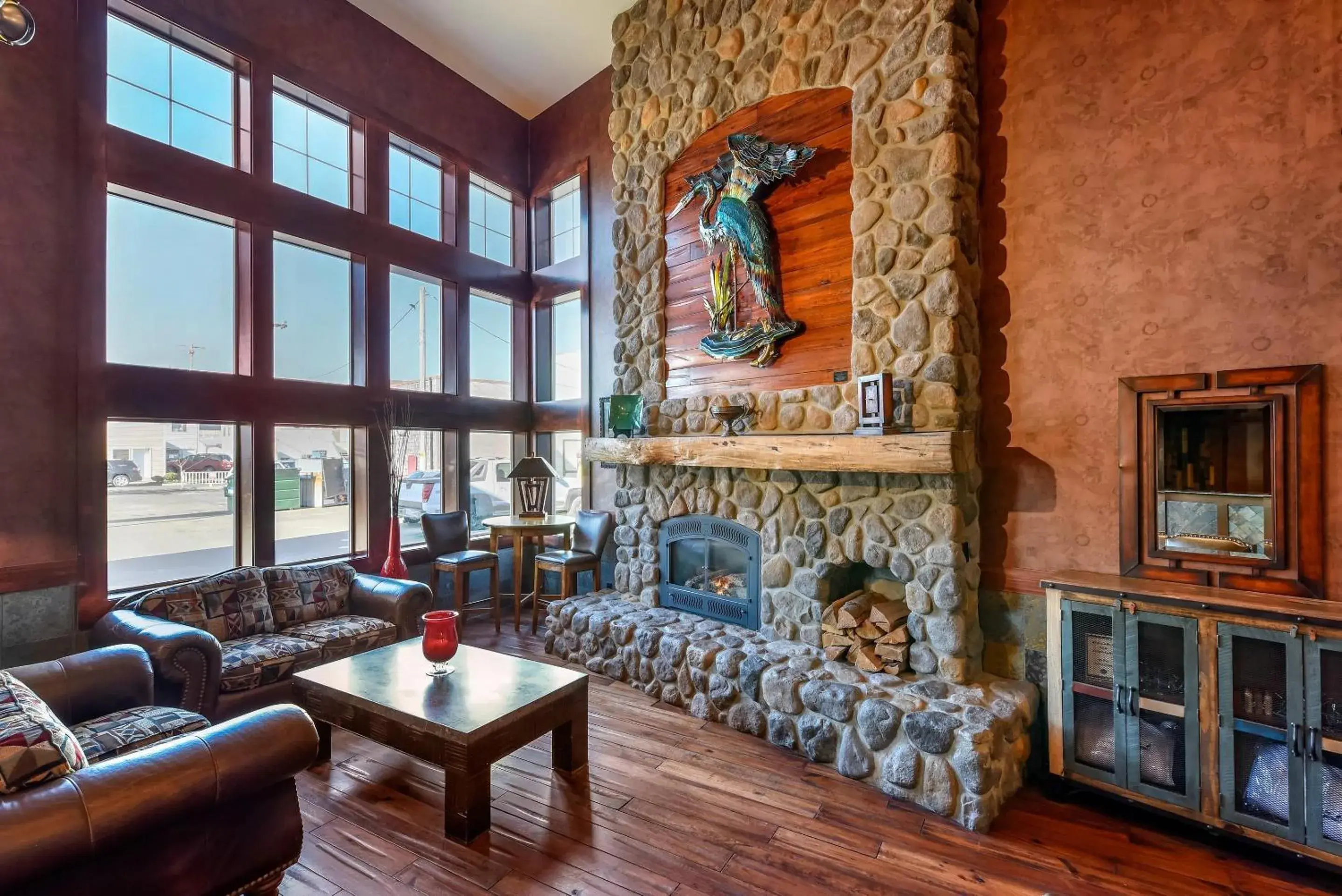 Lobby or reception in Kathryn Riverfront Inn, an Ascend Collection Hotel Lobby or reception in Kathryn Riverfront Inn, an Ascend Collection Hotel