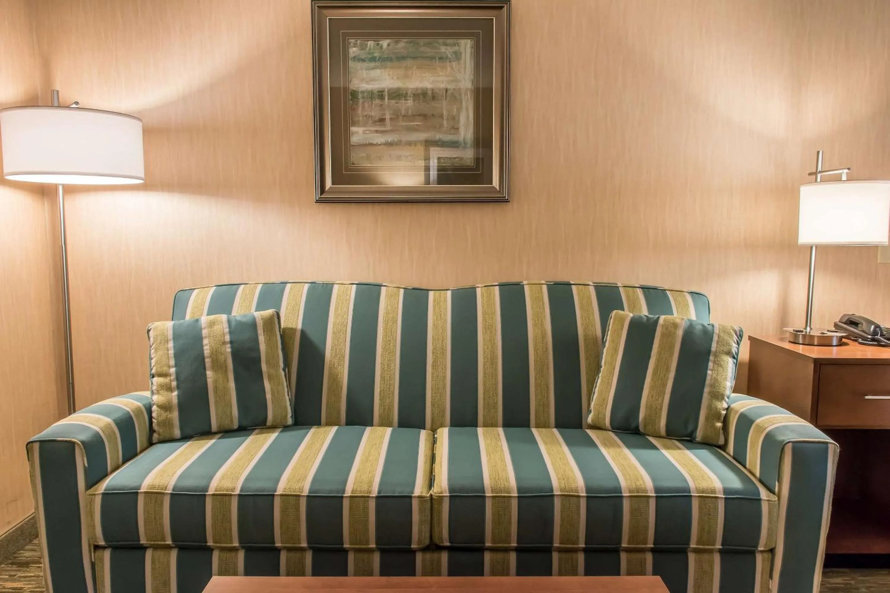 Bedroom in Quality Inn