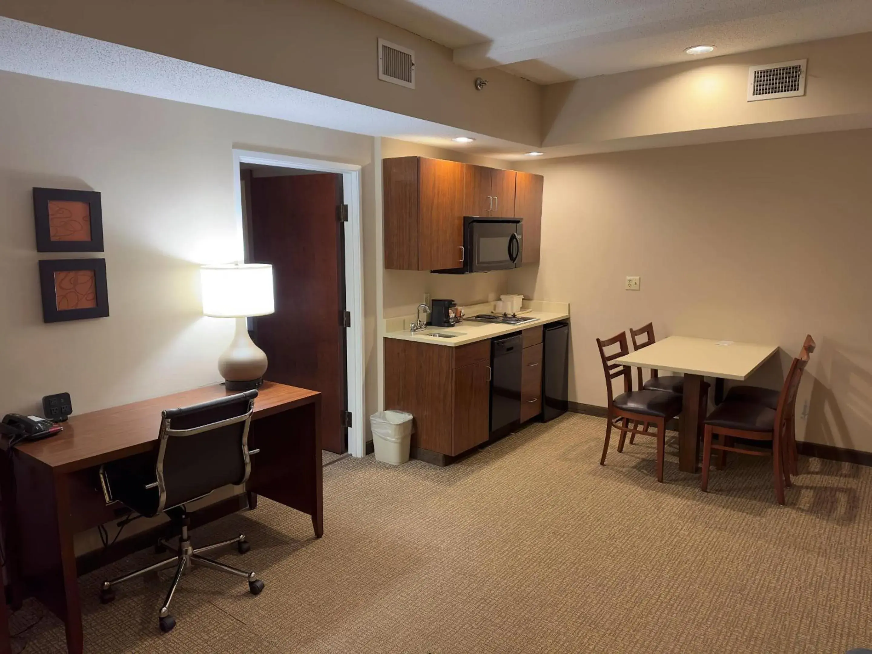 Bedroom in Comfort Suites Scranton near Montage Mountain Bedroom in Comfort Suites Scranton near Montage Mountain