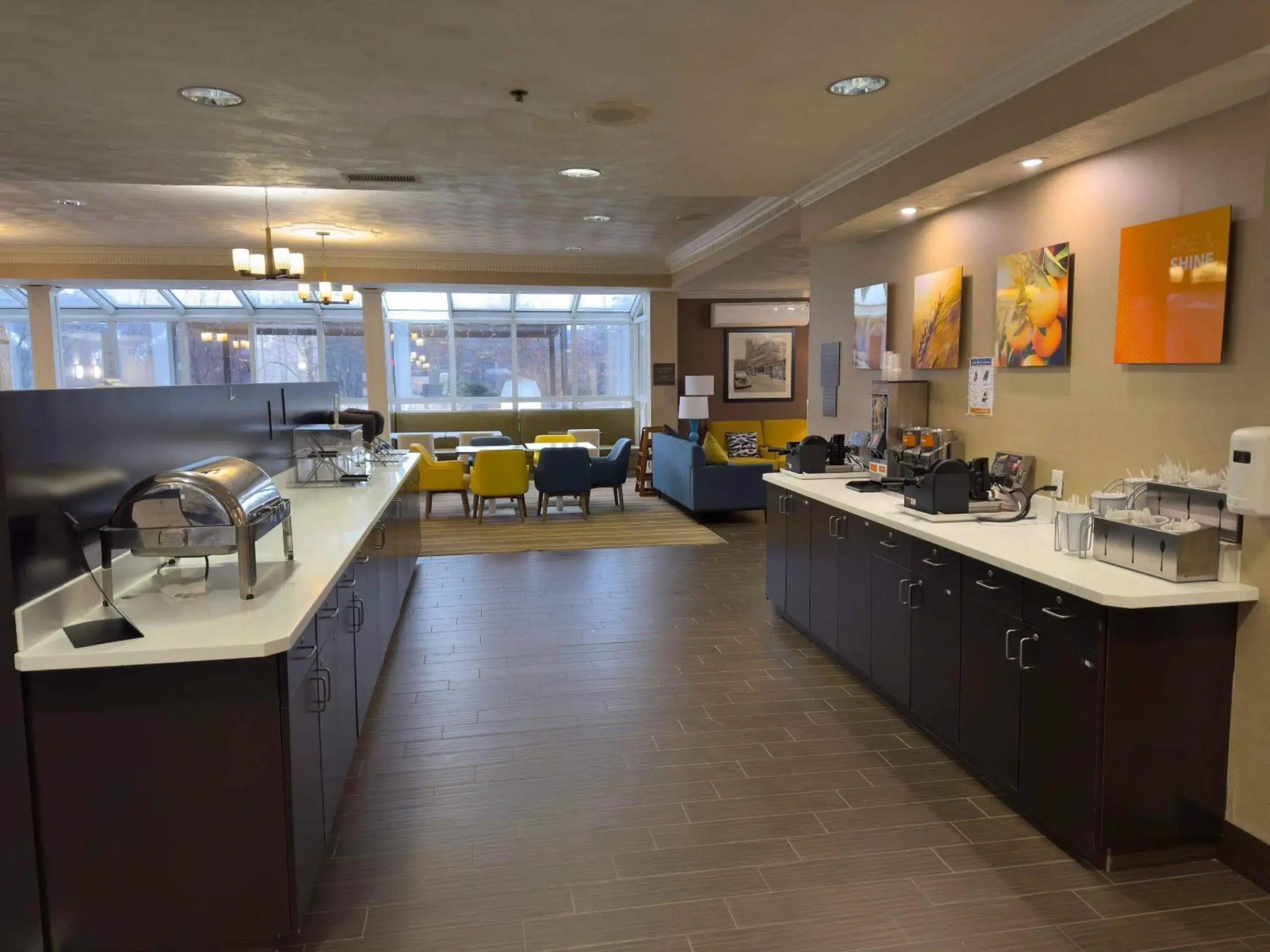 Breakfast in Comfort Suites Scranton near Montage Mountain Breakfast in Comfort Suites Scranton near Montage Mountain