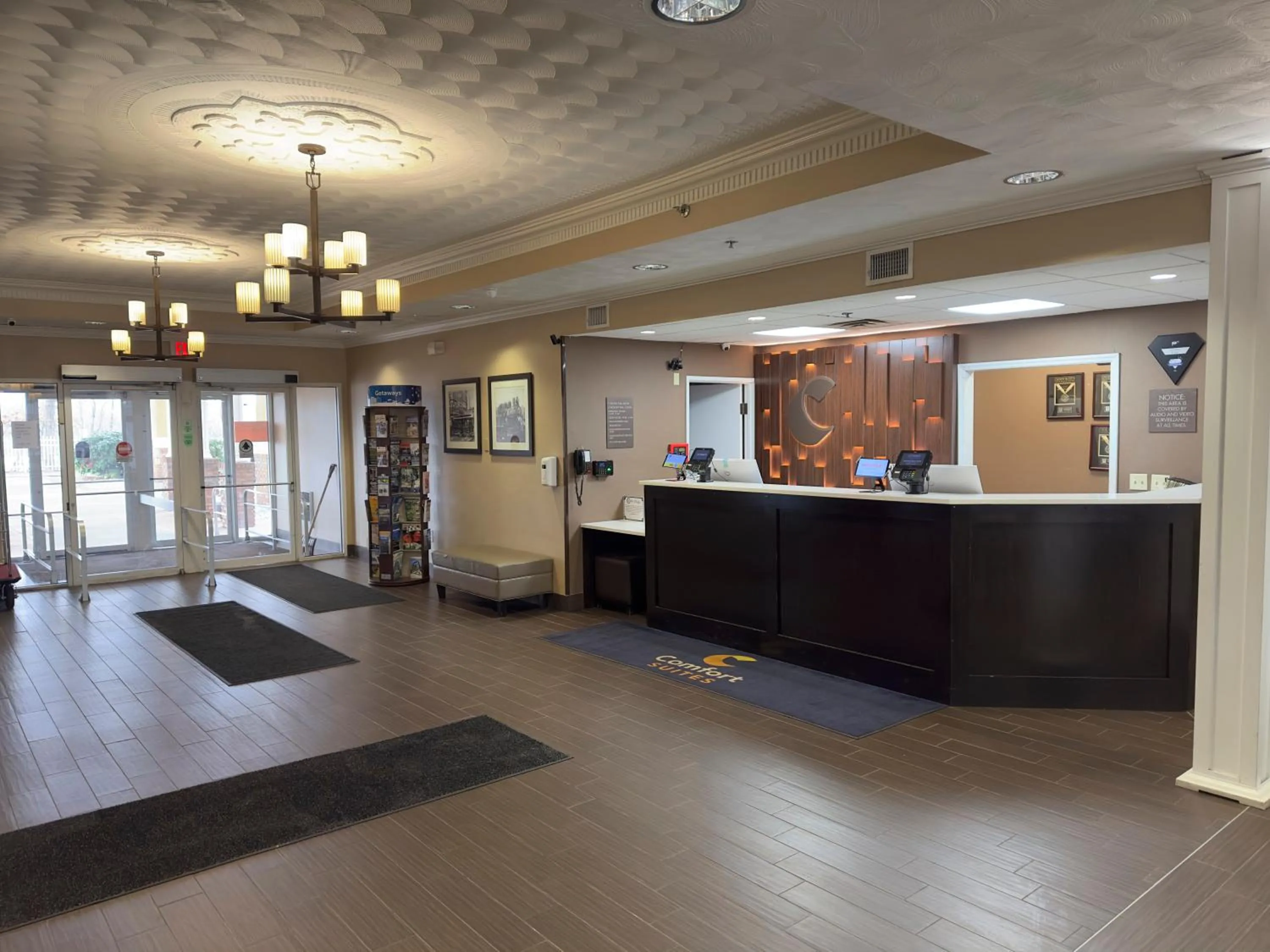 Facade/entrance in Comfort Suites Scranton near Montage Mountain