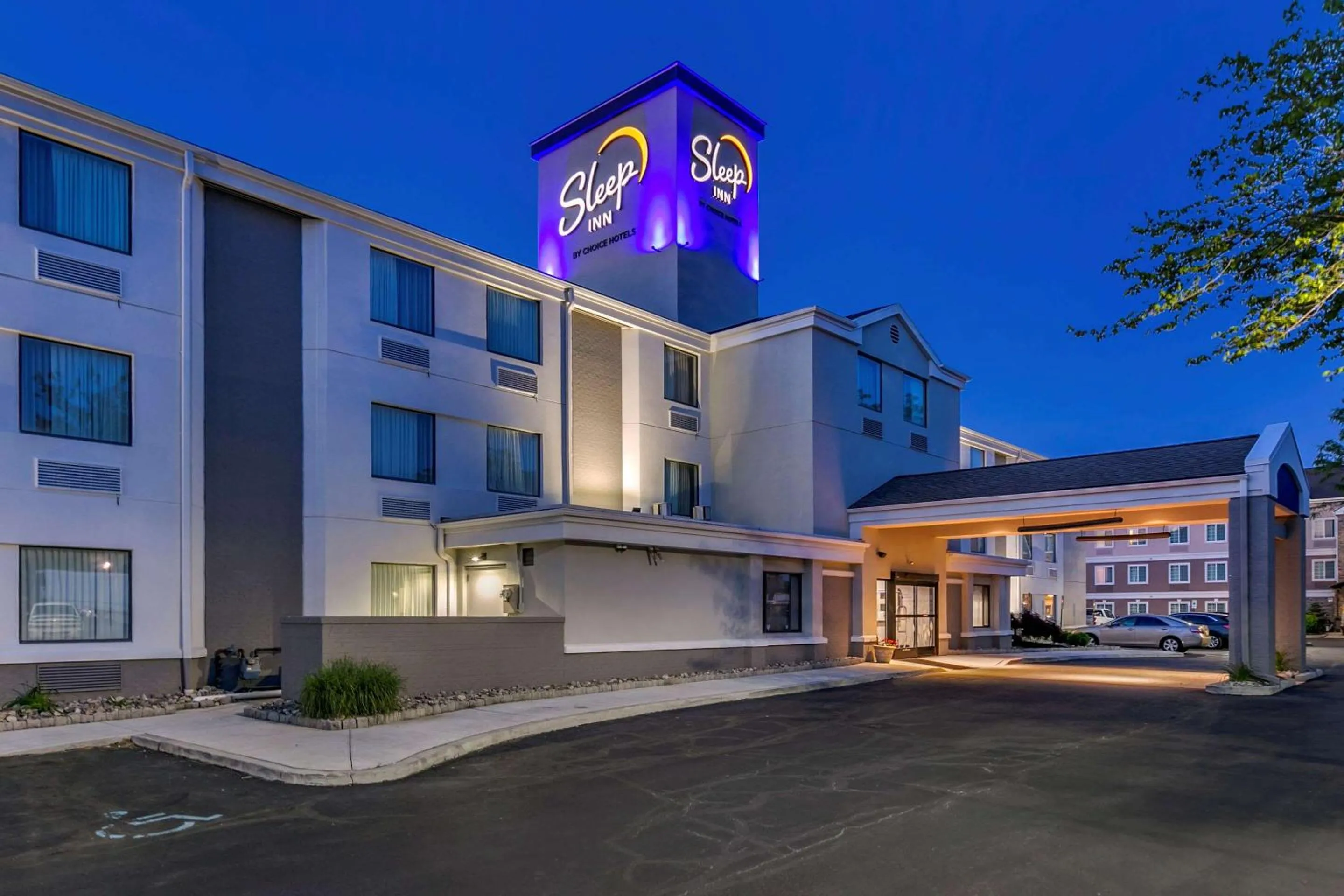 Property building in Sleep Inn Allentown-Fogelsville