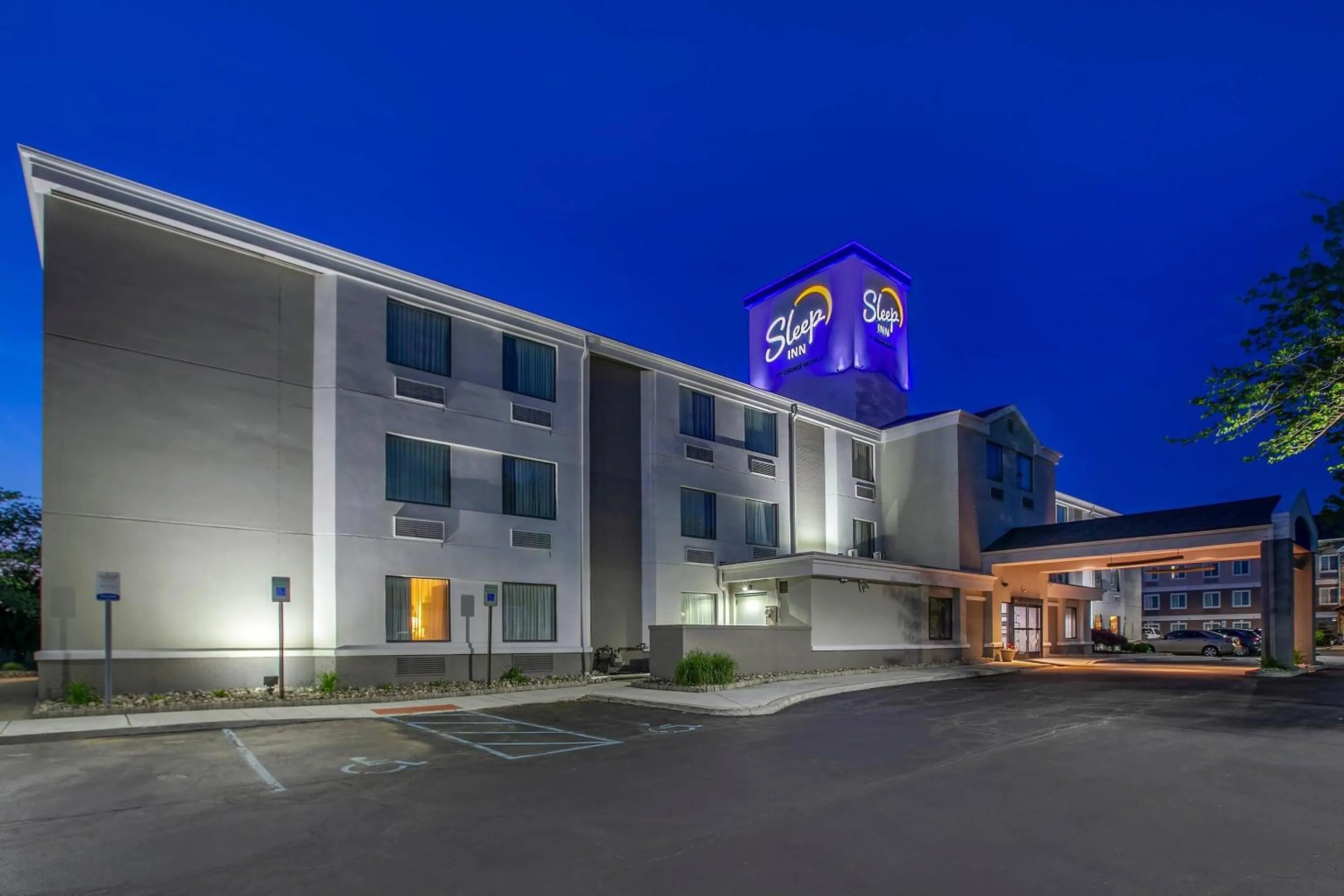 Property building in Sleep Inn Allentown-Fogelsville