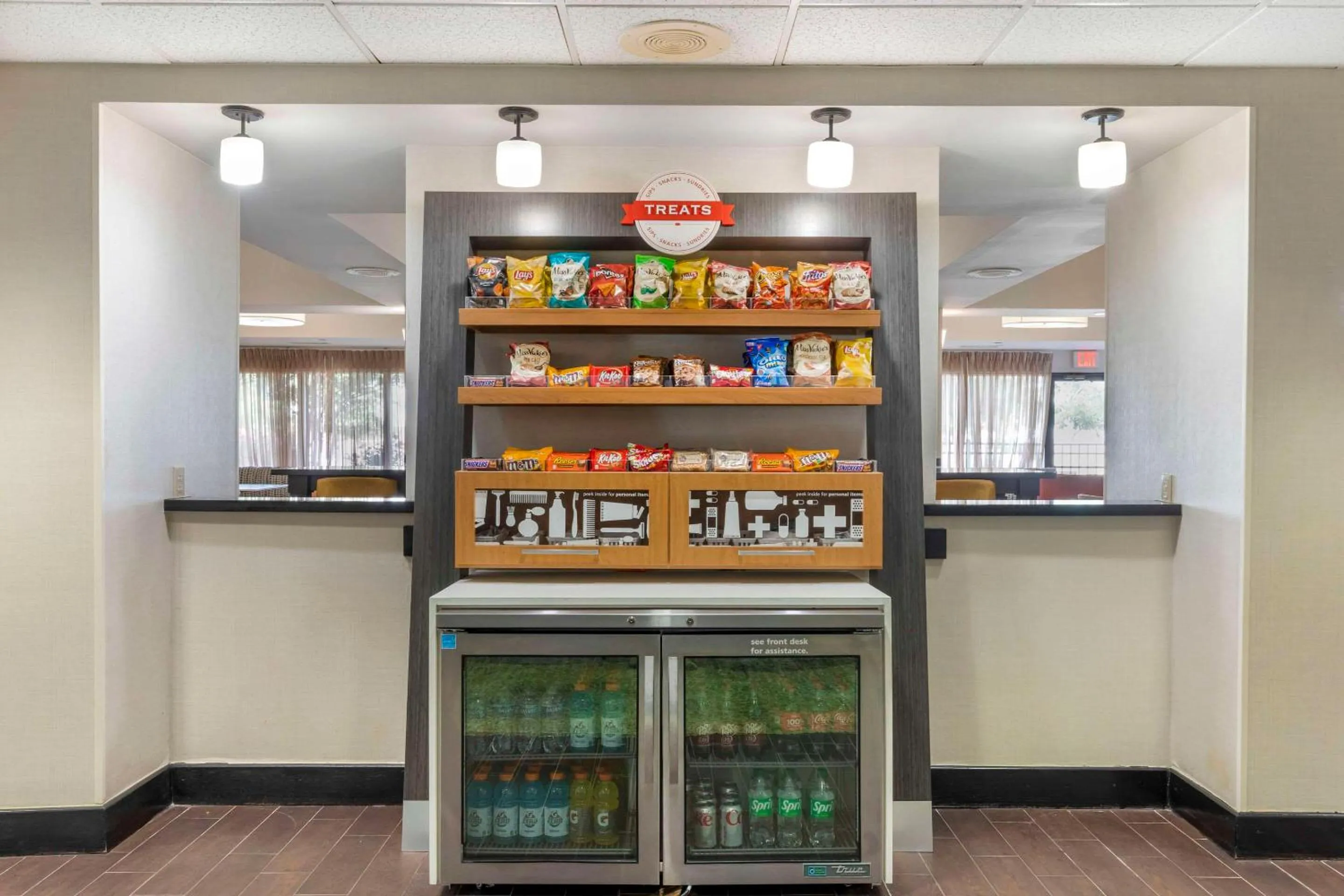 Food and drinks in Comfort Inn Plano-Dallas