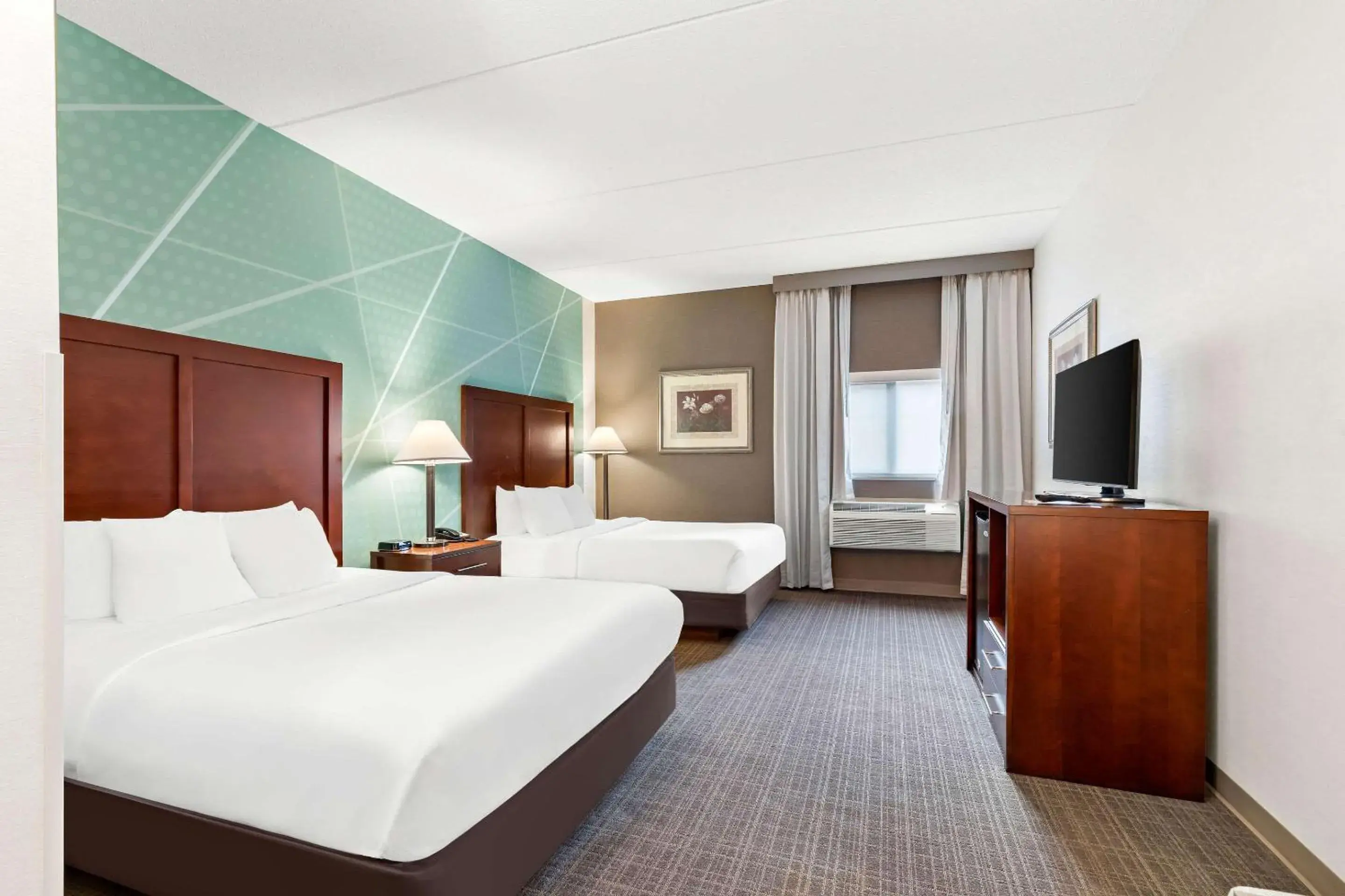 Double Room with Two Double Beds - Accessible/Non-Smoking in Comfort Inn Pocono Lakes Region Double Room with Two Double Beds - Accessible/Non-Smoking in Comfort Inn Pocono Lakes Region