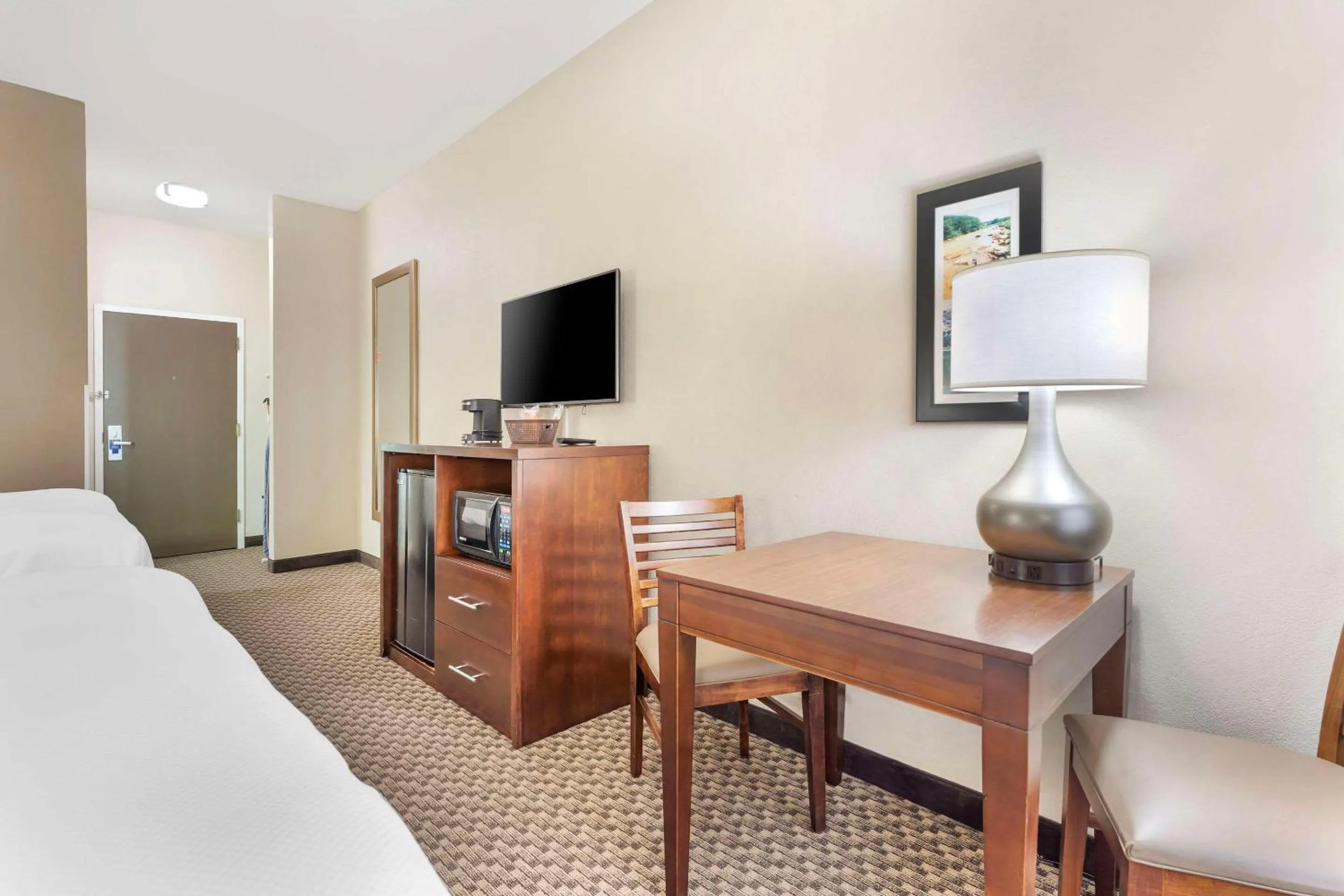 Bedroom, Bed in Comfort Inn & Suites