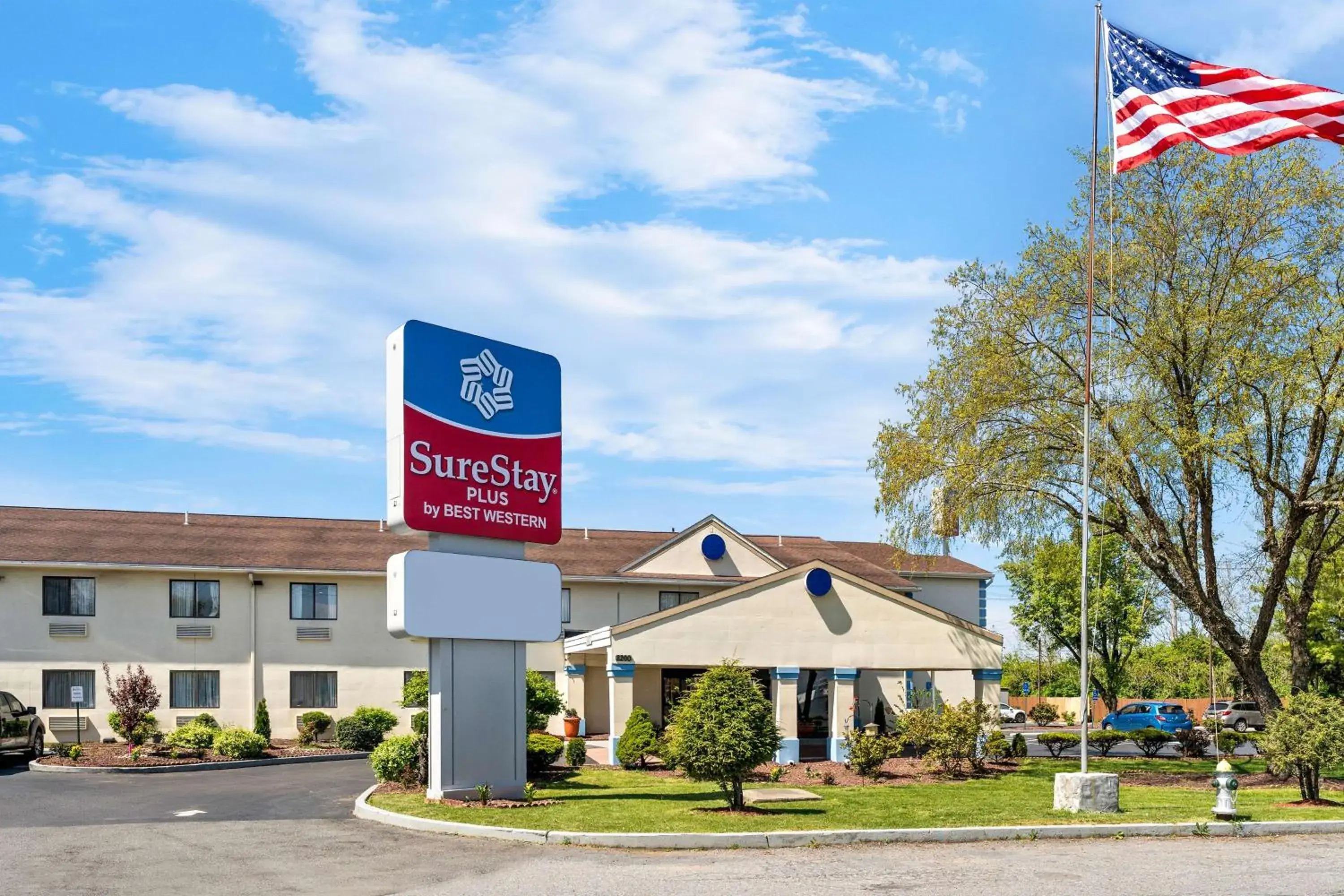 Property building in SureStay Plus by Best Western Reading North Property building in SureStay Plus by Best Western Reading North