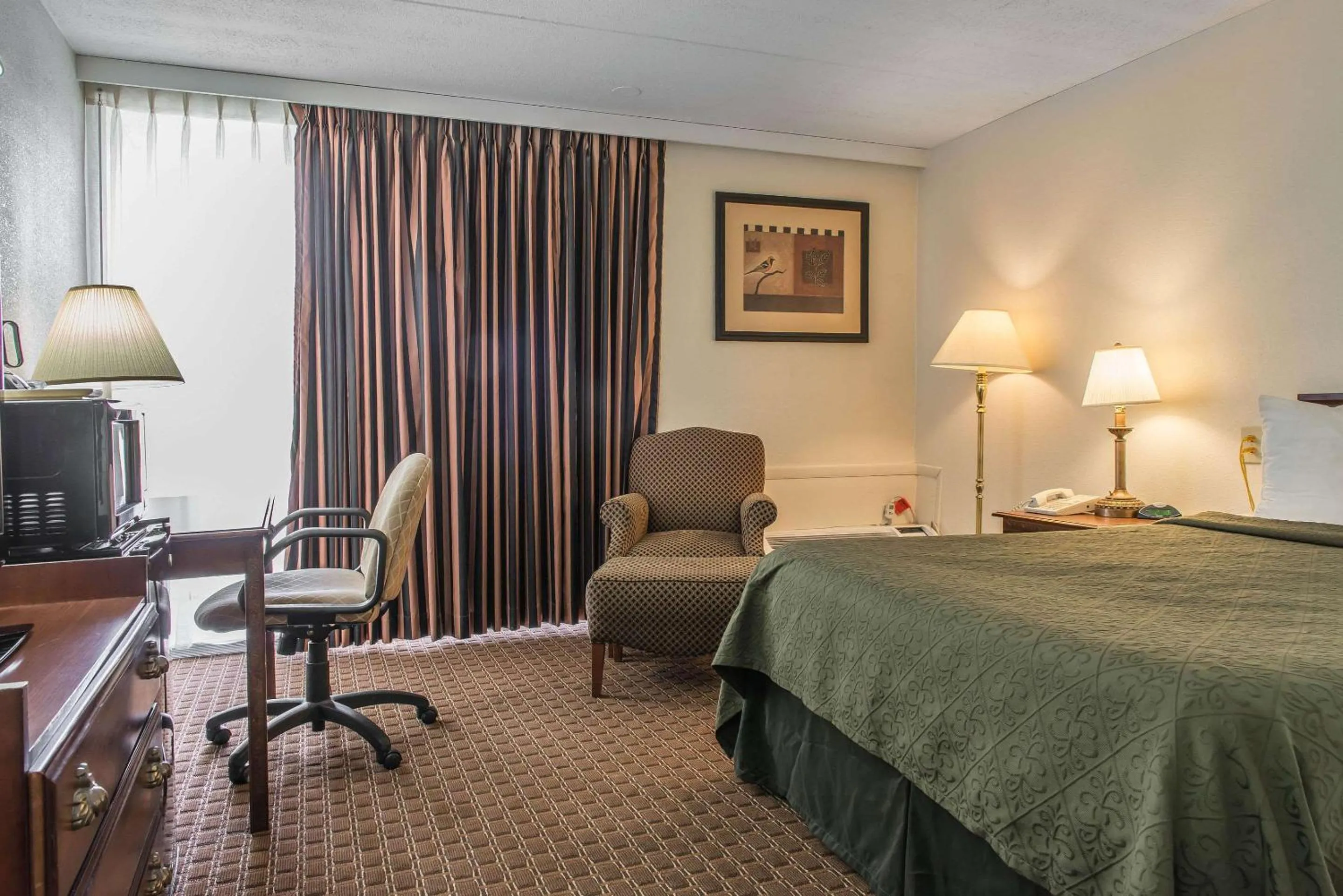 Photo of the whole room in Rodeway Inn Brookville