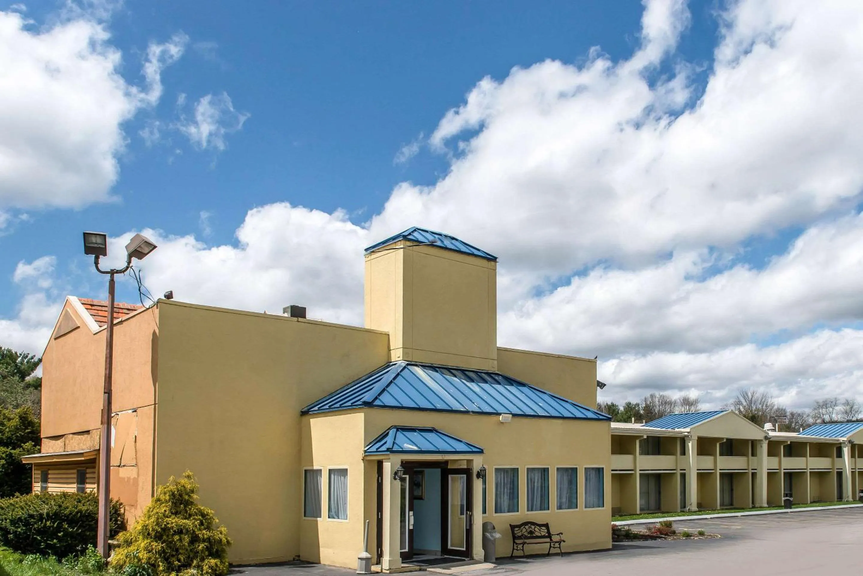 Property Building in Rodeway Inn Brookville