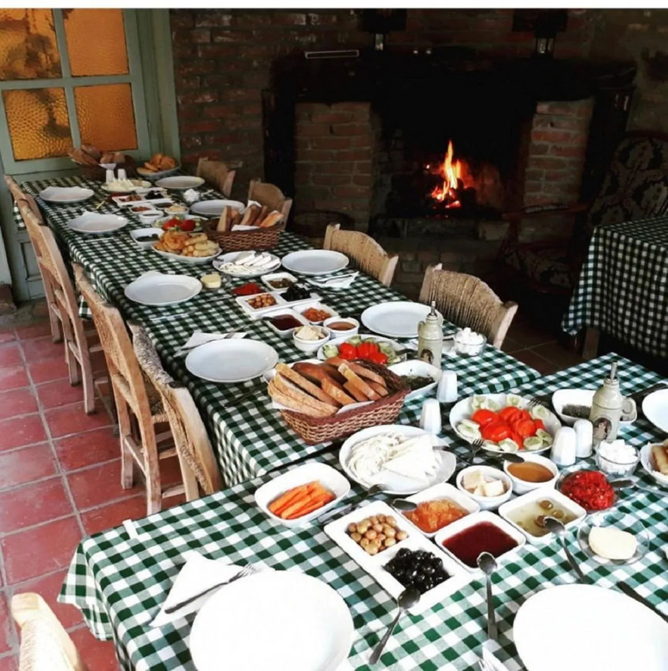 Buffet breakfast in Adatepe Otel