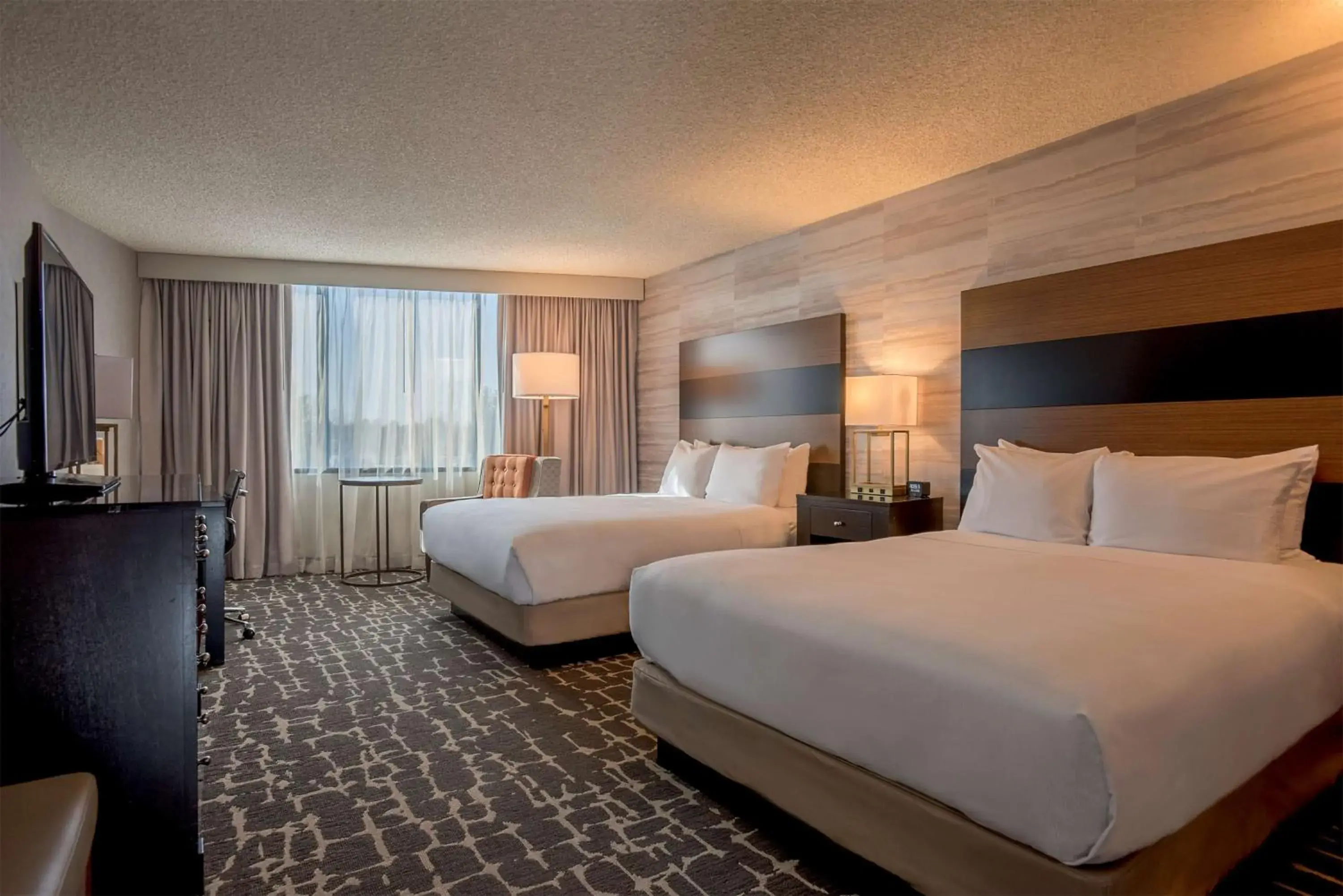 Bedroom, Bed in DoubleTree by Hilton Hotel Denver - Aurora Bedroom, Bed in DoubleTree by Hilton Hotel Denver - Aurora