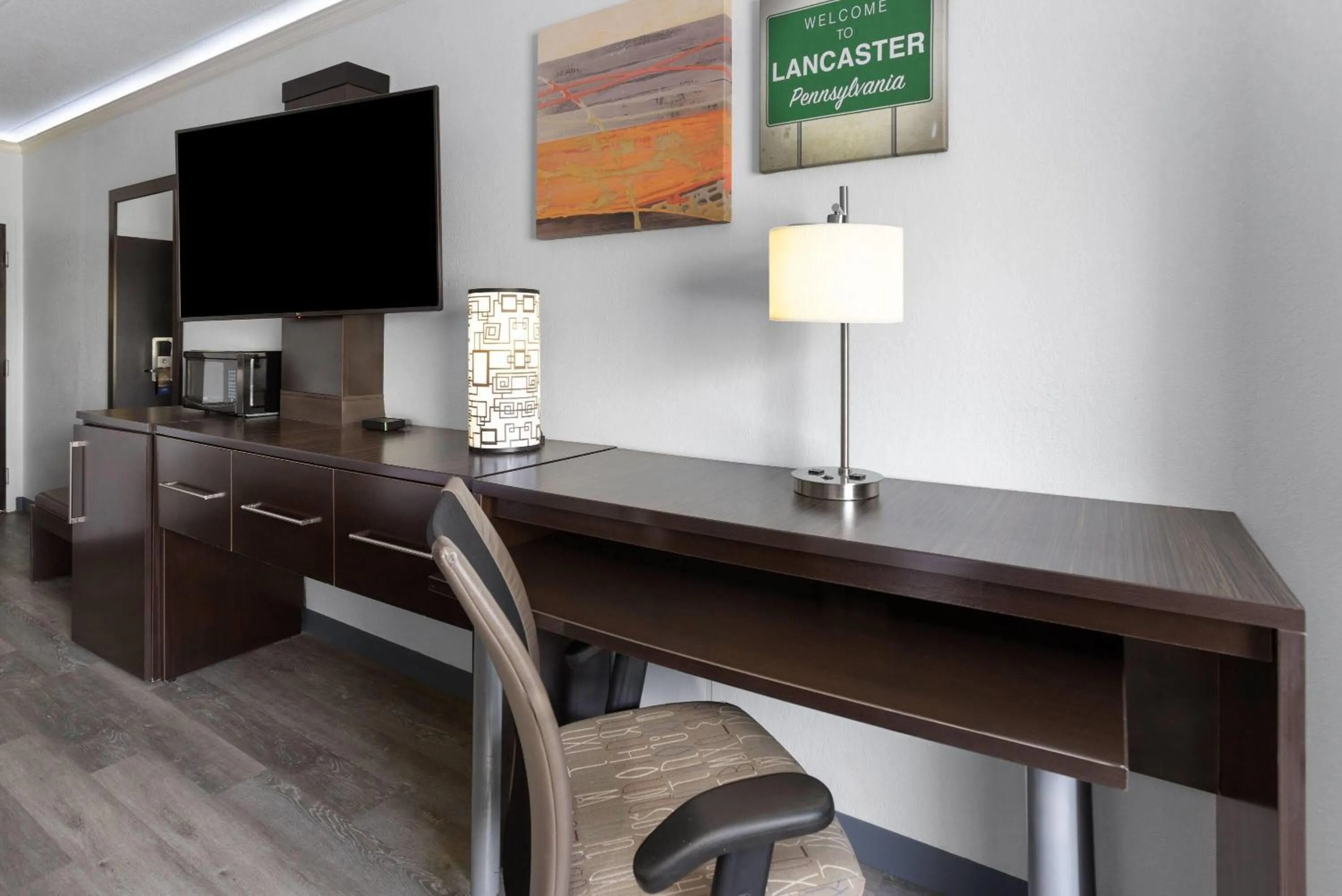 Photo of the whole room in Baymont by Wyndham Lancaster PA Dutch Country