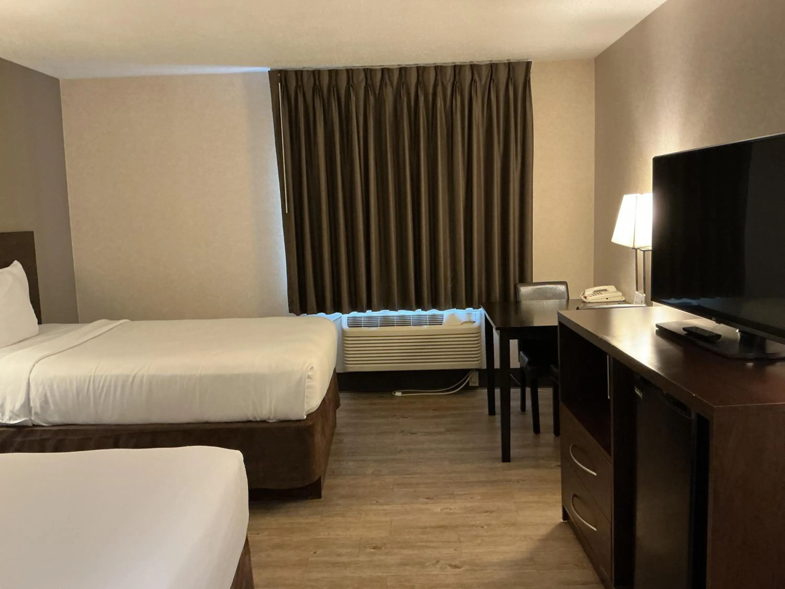 Bed in Quality Inn Wilkes-Barre near Arena