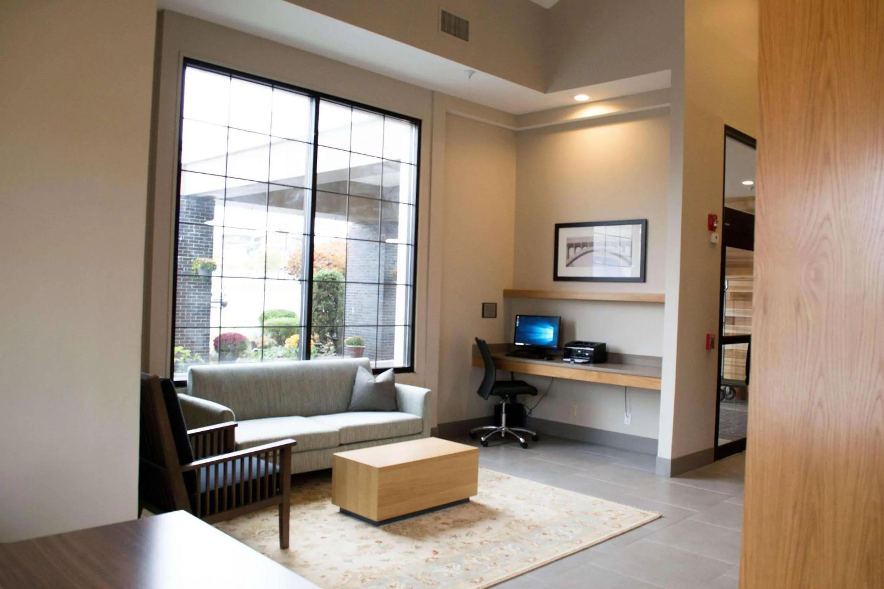 Business facilities in Country Inn & Suites by Radisson, Erie, PA