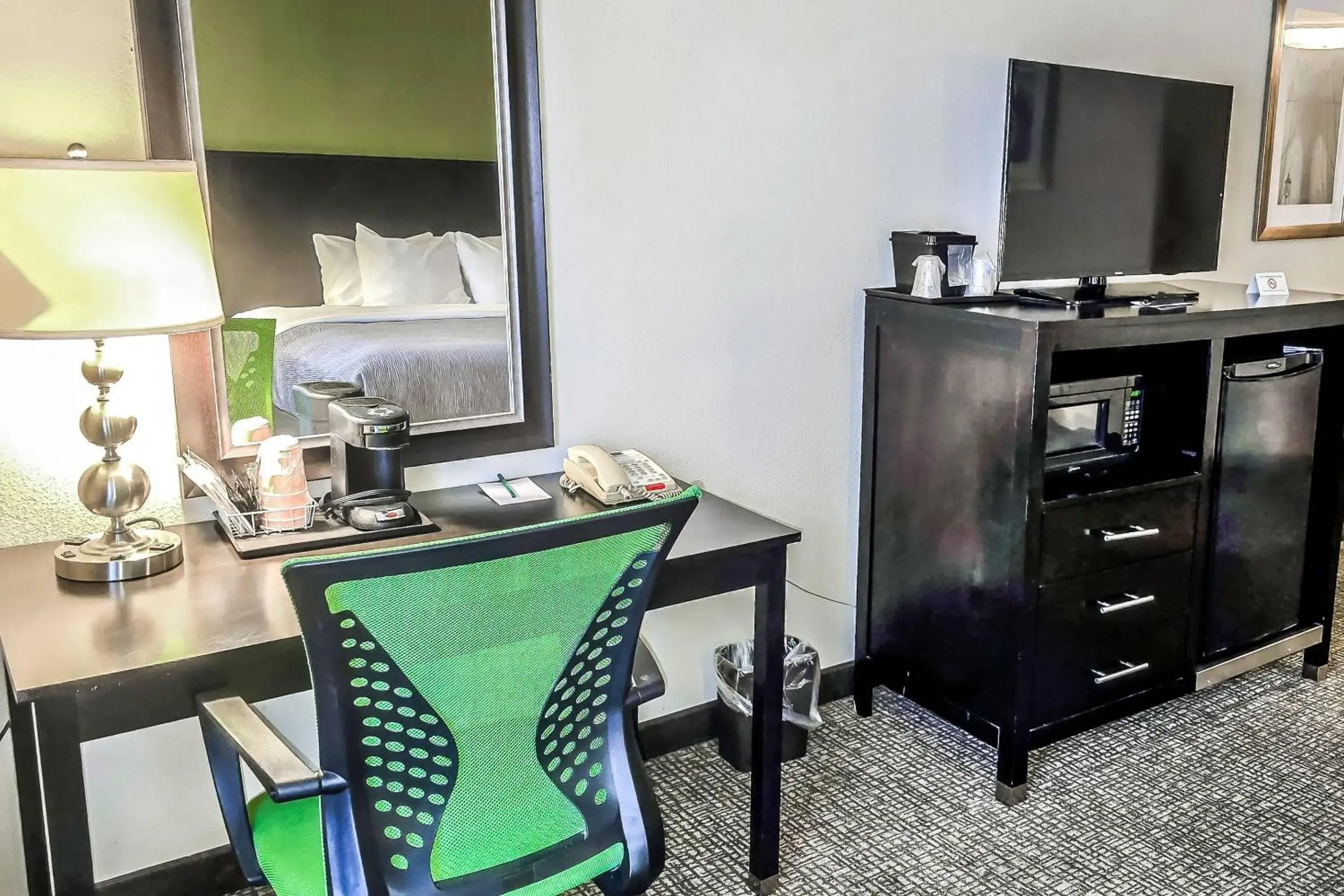 Bedroom in Quality Inn Selinsgrove Bedroom in Quality Inn Selinsgrove