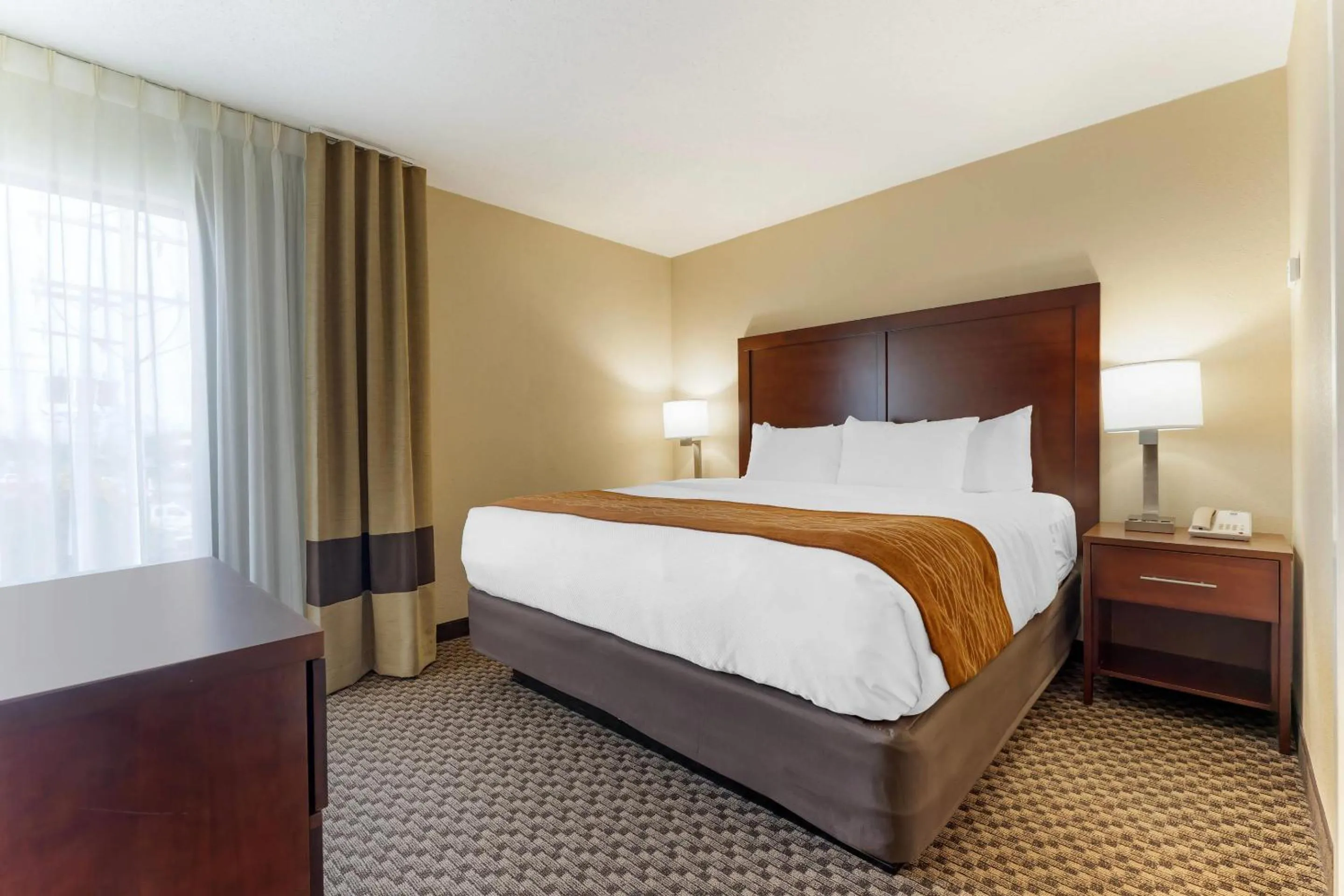 Bedroom, Bed in Comfort Inn Ebensburg