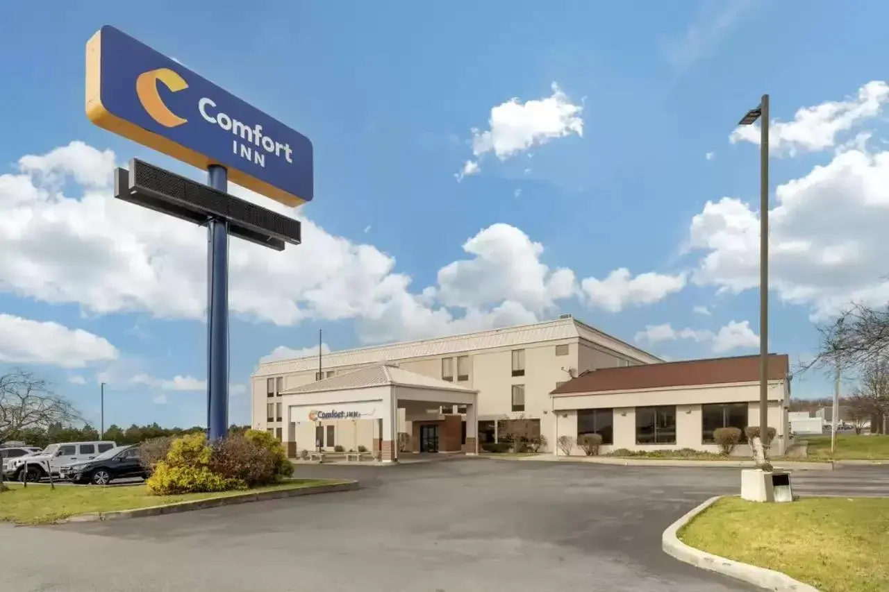 Property building in Comfort Inn Ebensburg Property building in Comfort Inn Ebensburg