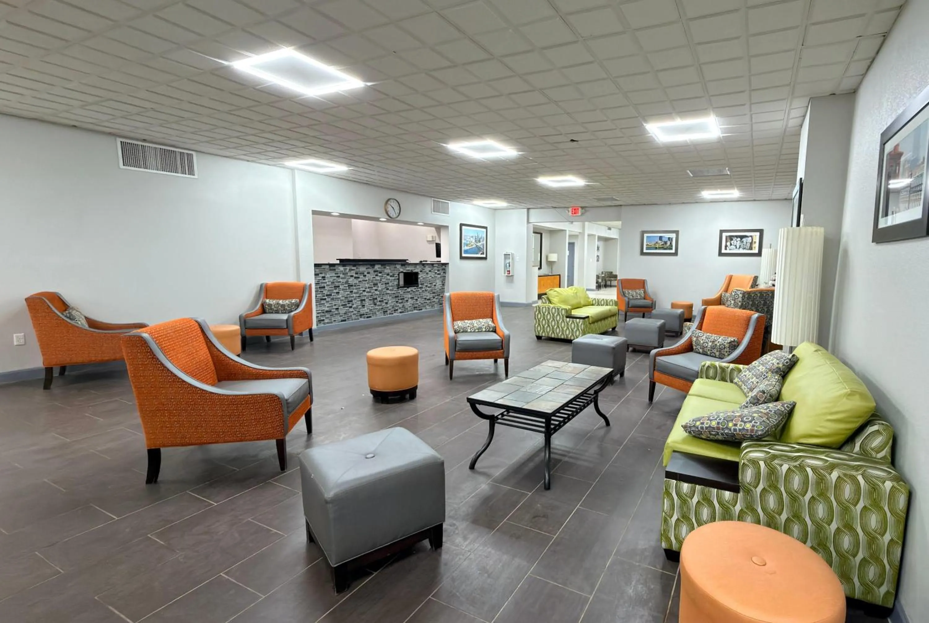 Lobby or reception in Ramada by Wyndham New Kensington