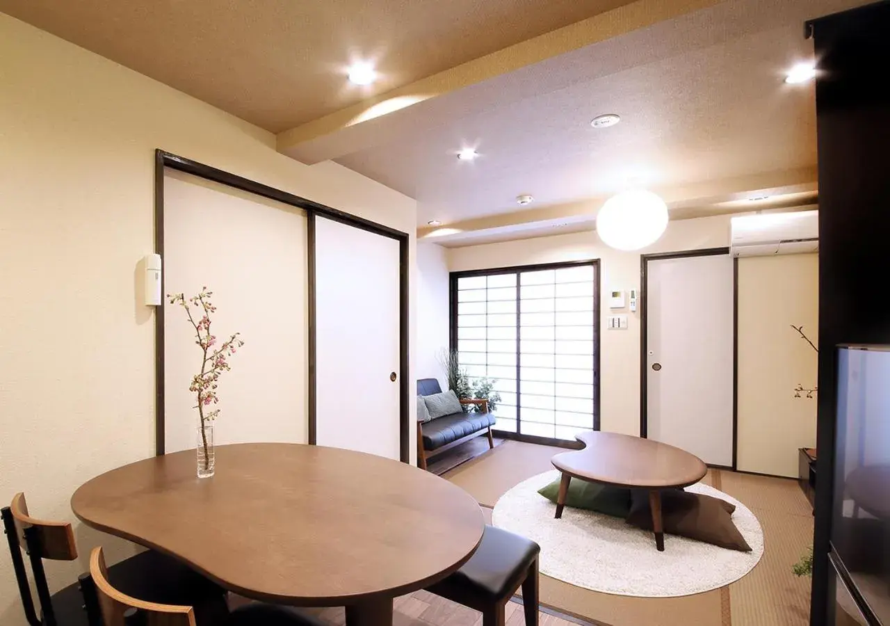 Property building in Guest House Nishijin Yui Property building in Guest House Nishijin Yui