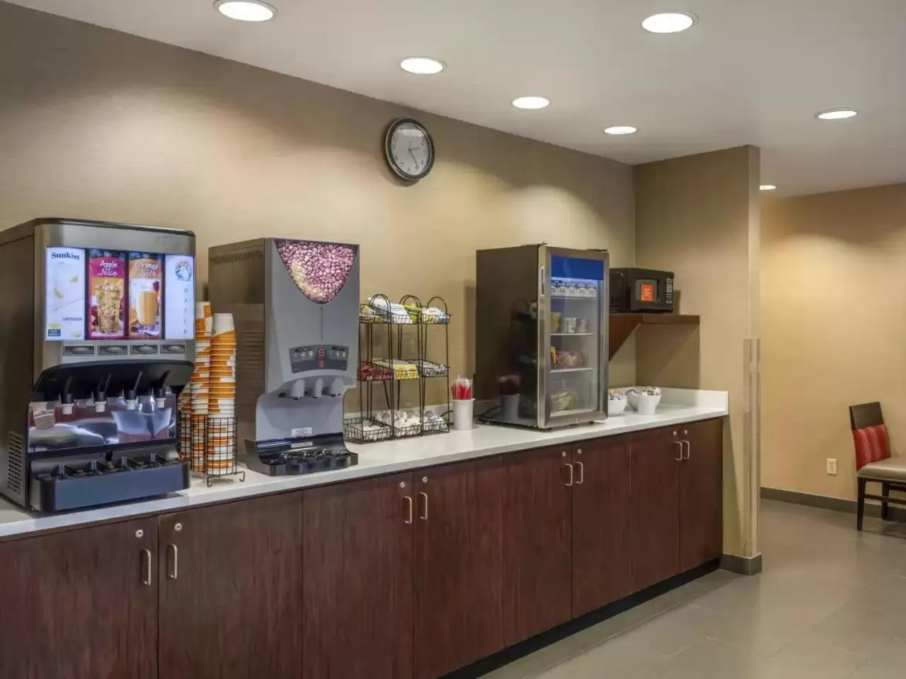 Breakfast in Comfort Inn Duncansville - Altoona