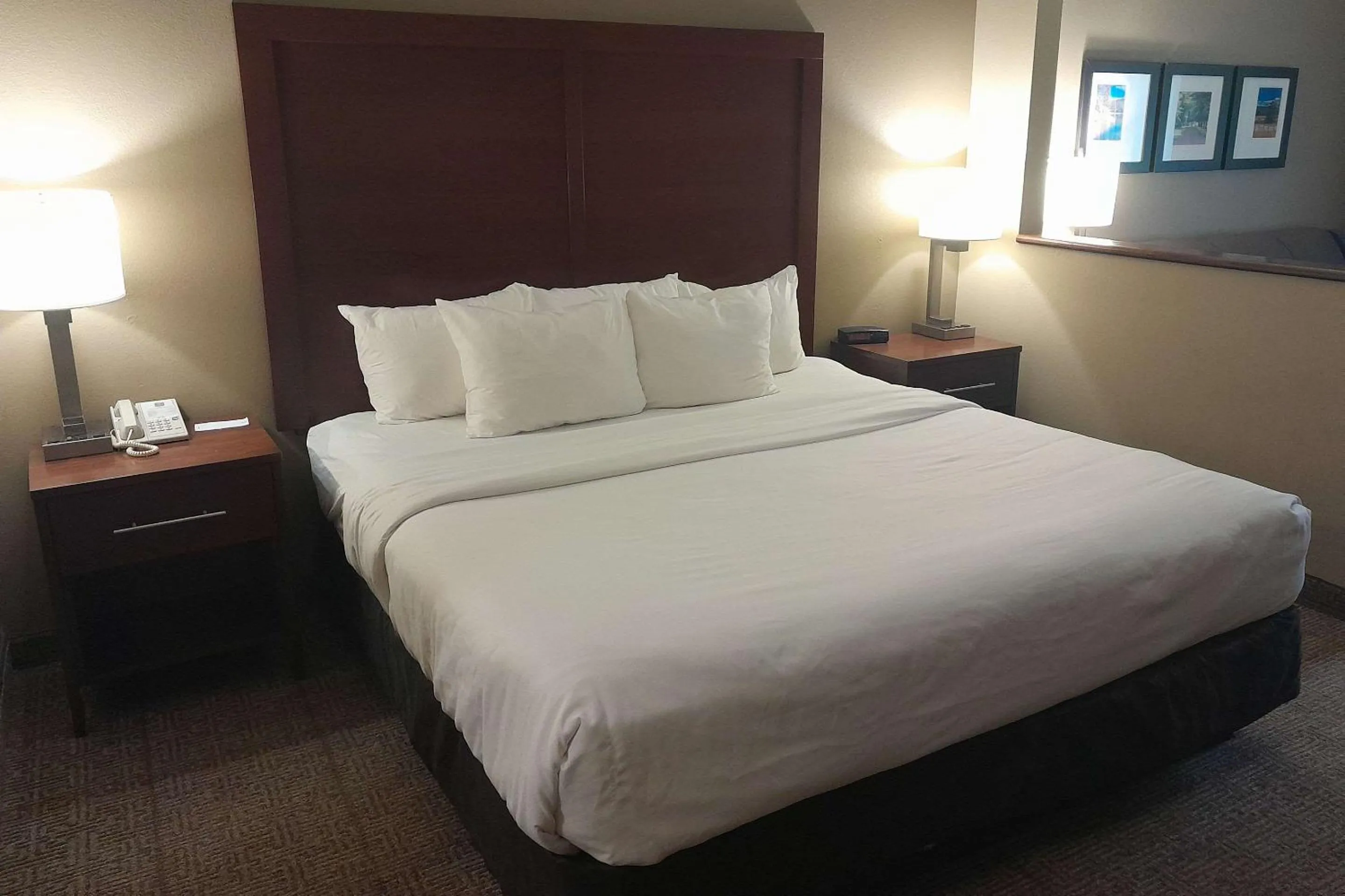 King Room - Non-Smoking in Comfort Inn Duncansville - Altoona