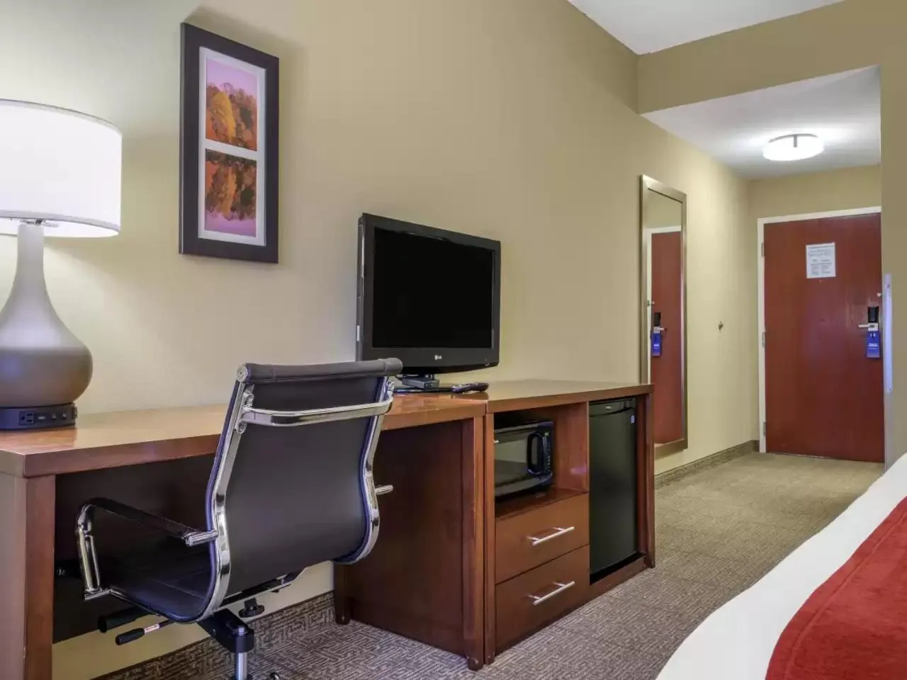 Photo of the whole room, Bed in Comfort Inn Duncansville - Altoona