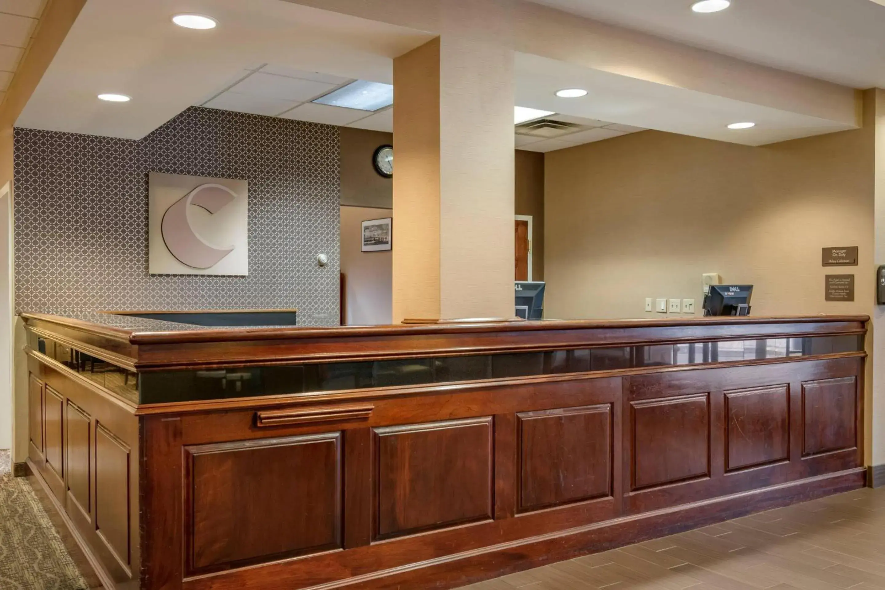 Lobby or reception in Comfort Suites Downtown Carlisle Lobby or reception in Comfort Suites Downtown Carlisle