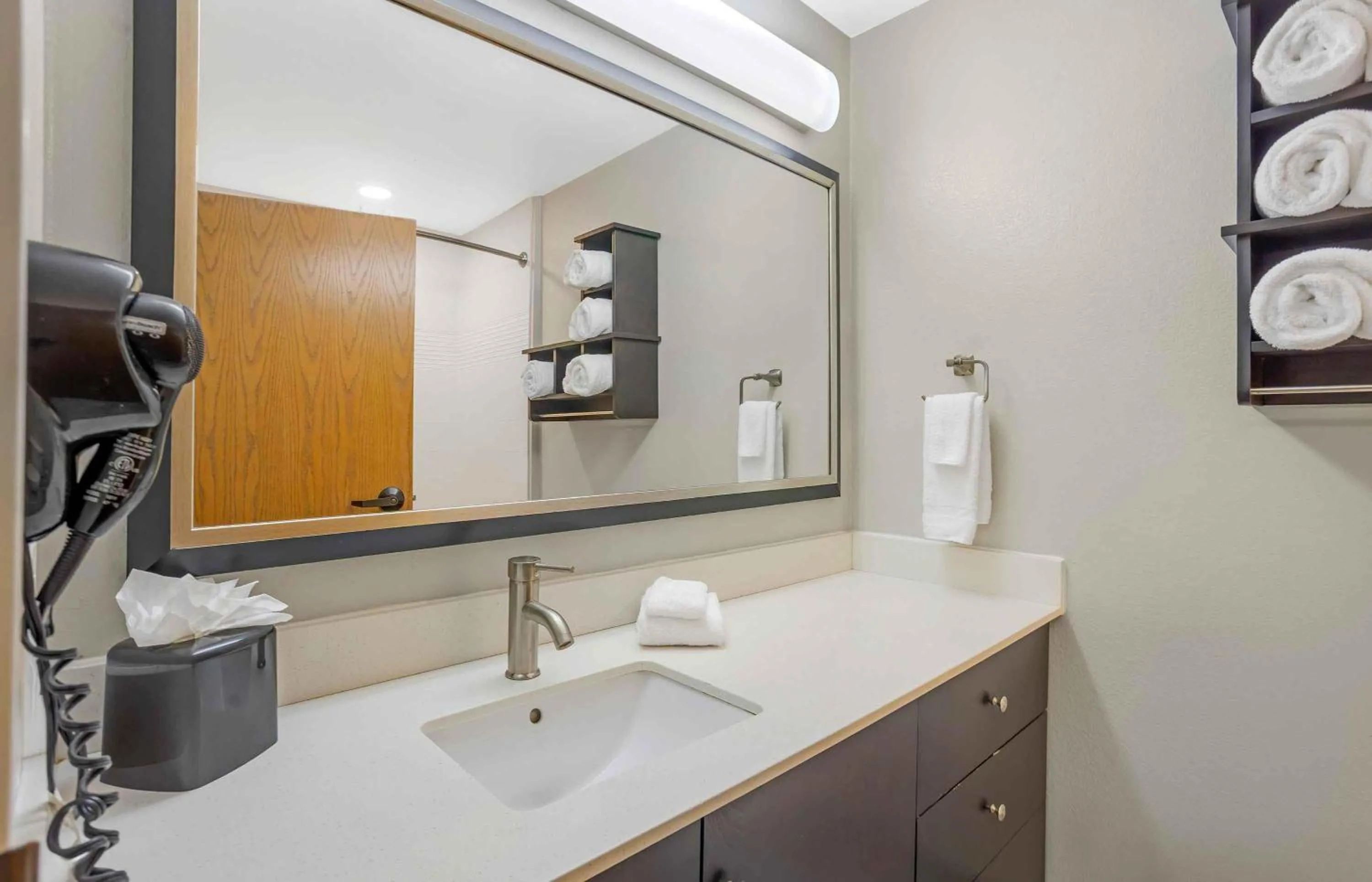 Bedroom in Extended Stay America Suites - Lancaster County