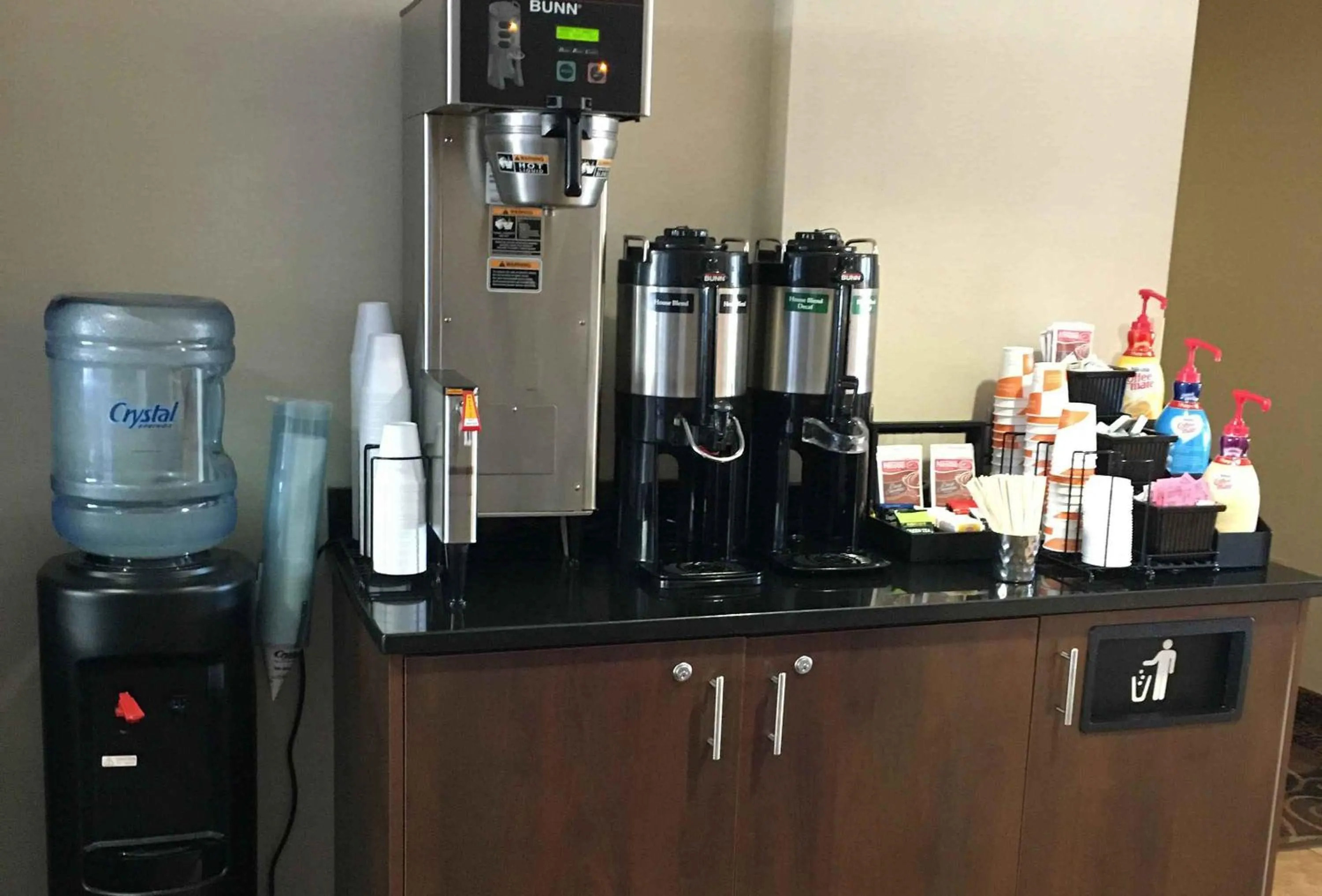 Coffee/tea facilities in Extended Stay America Suites - Lancaster County