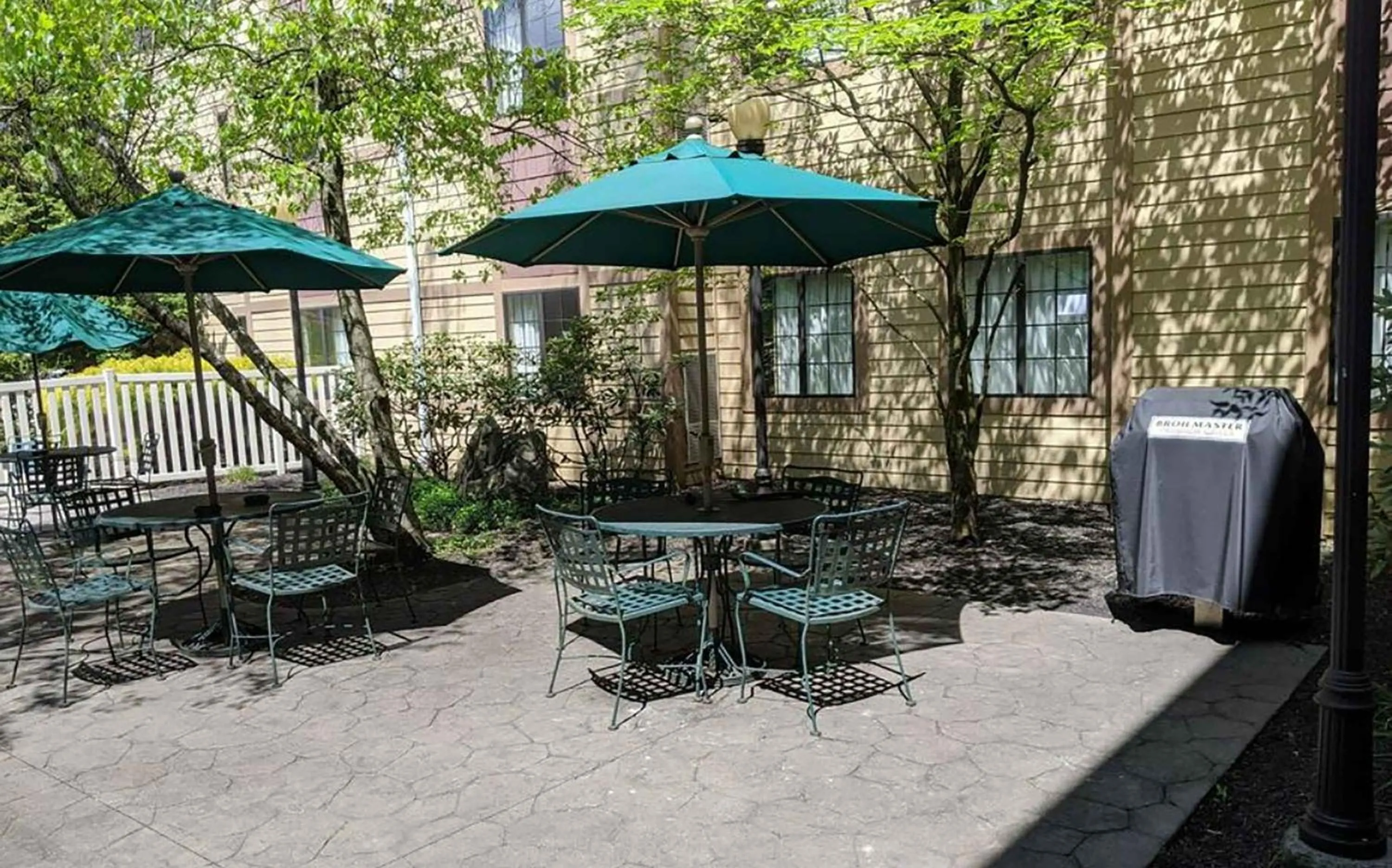 Patio in Extended Stay America Suites - Lancaster County