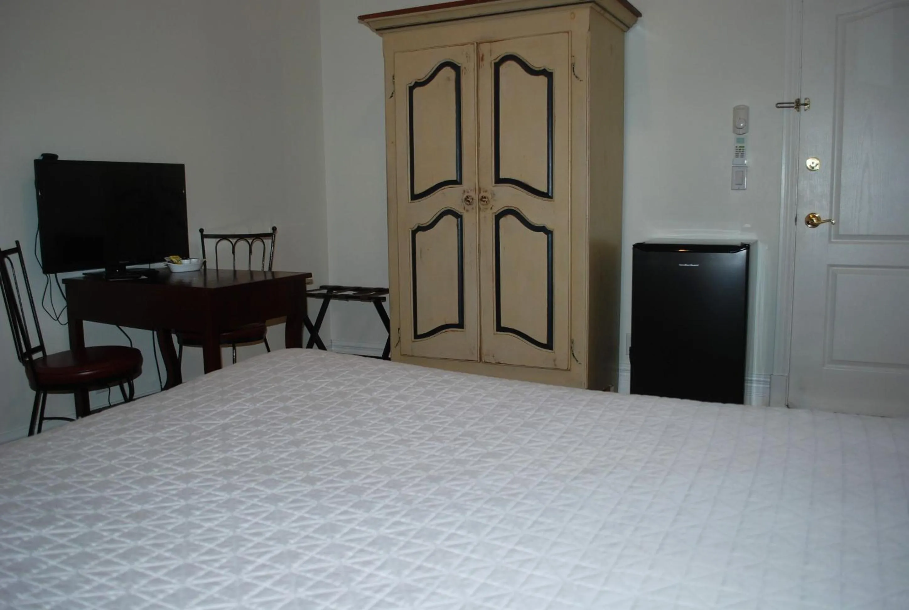 Bed in AUBERGE Knowlton