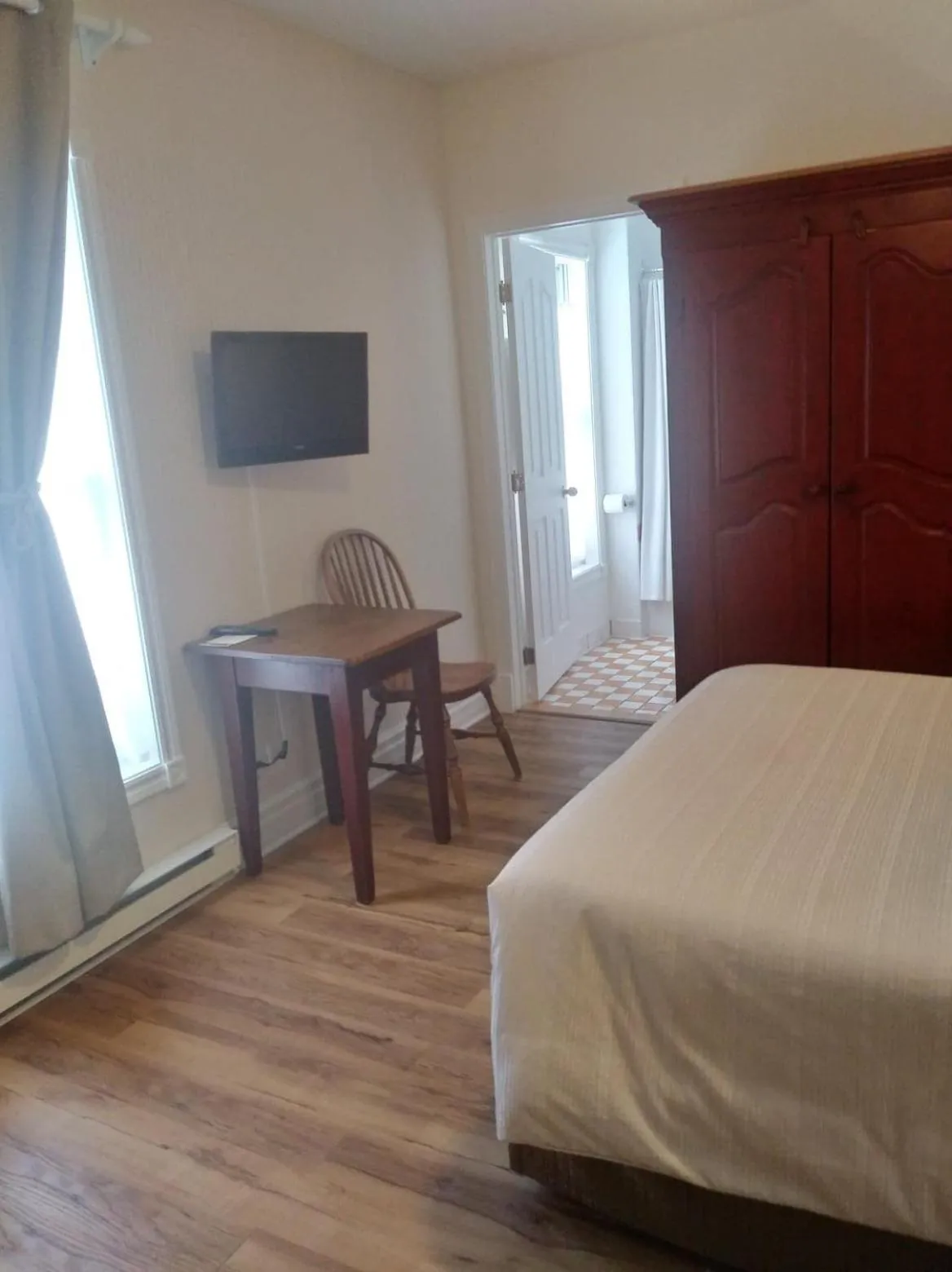 Bed in AUBERGE Knowlton