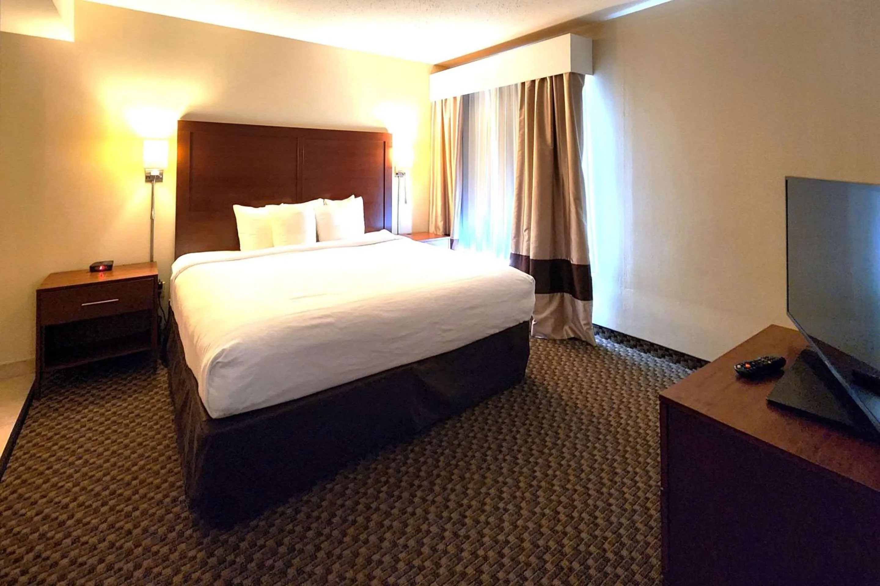 Bedroom, Bed in Comfort Inn & Suites Mount Pocono