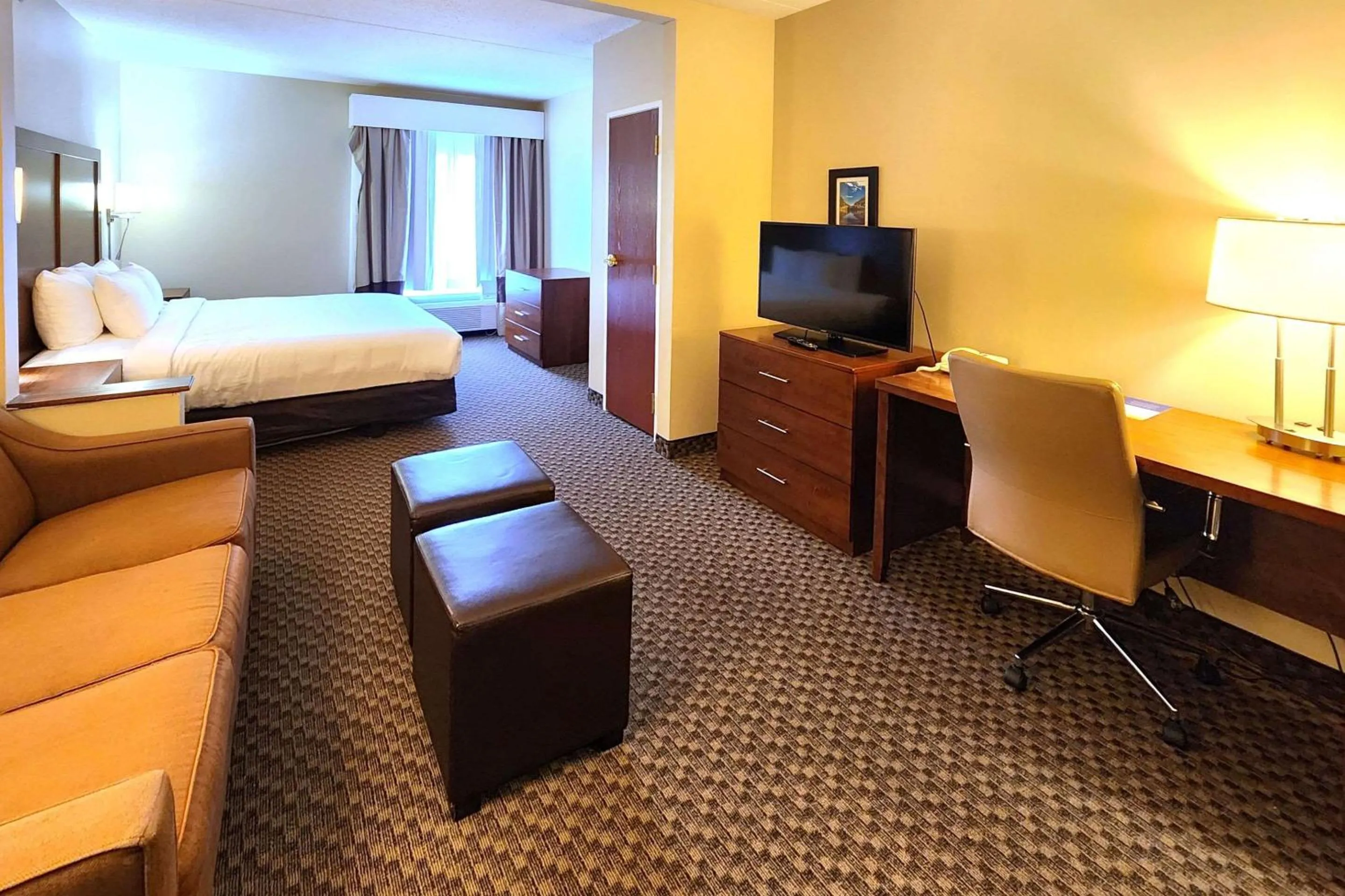 Bedroom, Bed in Comfort Inn & Suites Mount Pocono