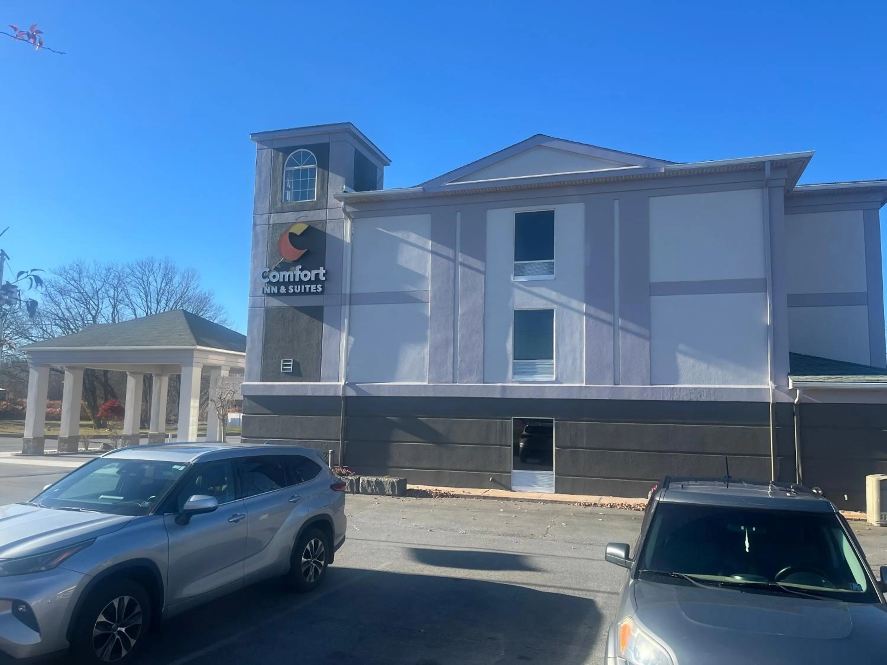 Property building in Comfort Inn & Suites Mount Pocono