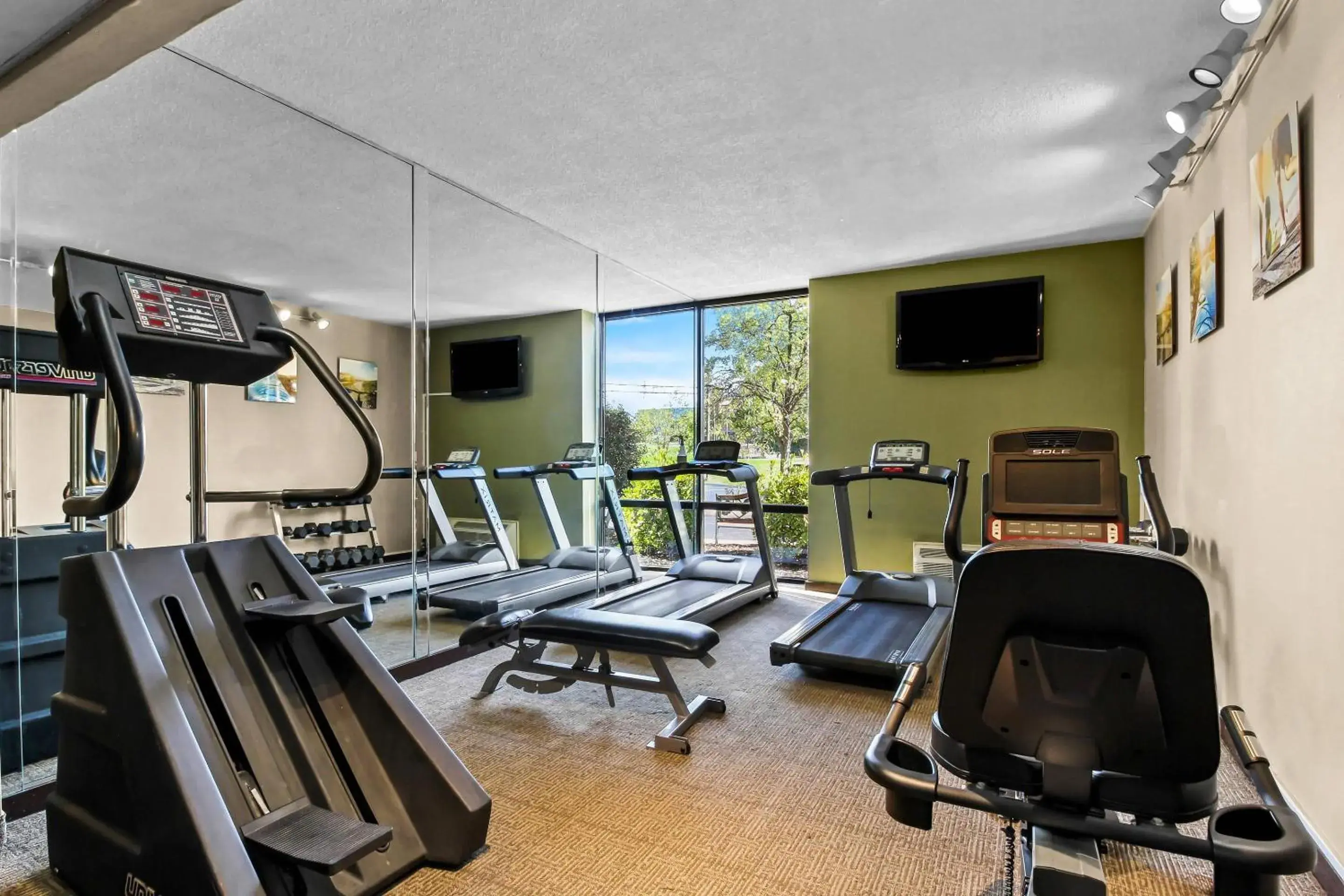 Fitness centre/facilities in Comfort Inn Cranberry Twp Fitness centre/facilities in Comfort Inn Cranberry Twp