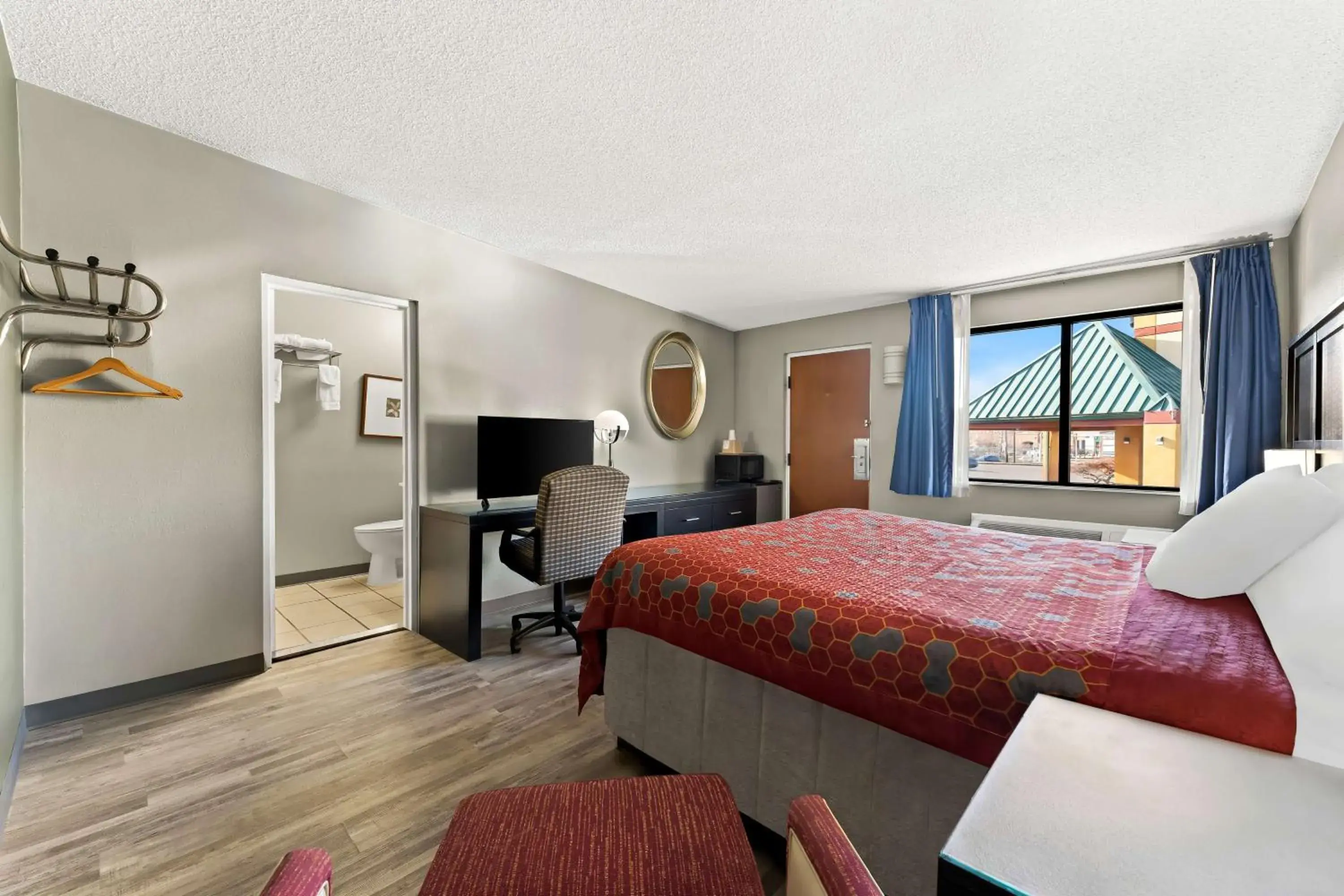 Bedroom, Bed in Knights Inn Montgomeryville Bedroom, Bed in Knights Inn Montgomeryville