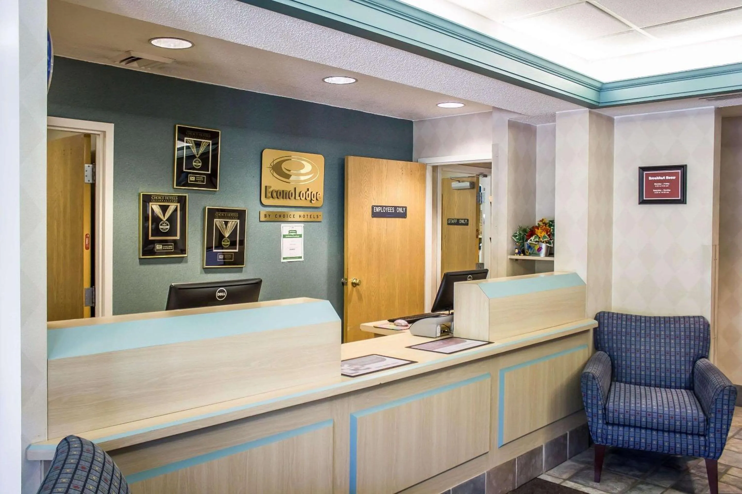 Lobby or reception in Econo Lodge Meadville