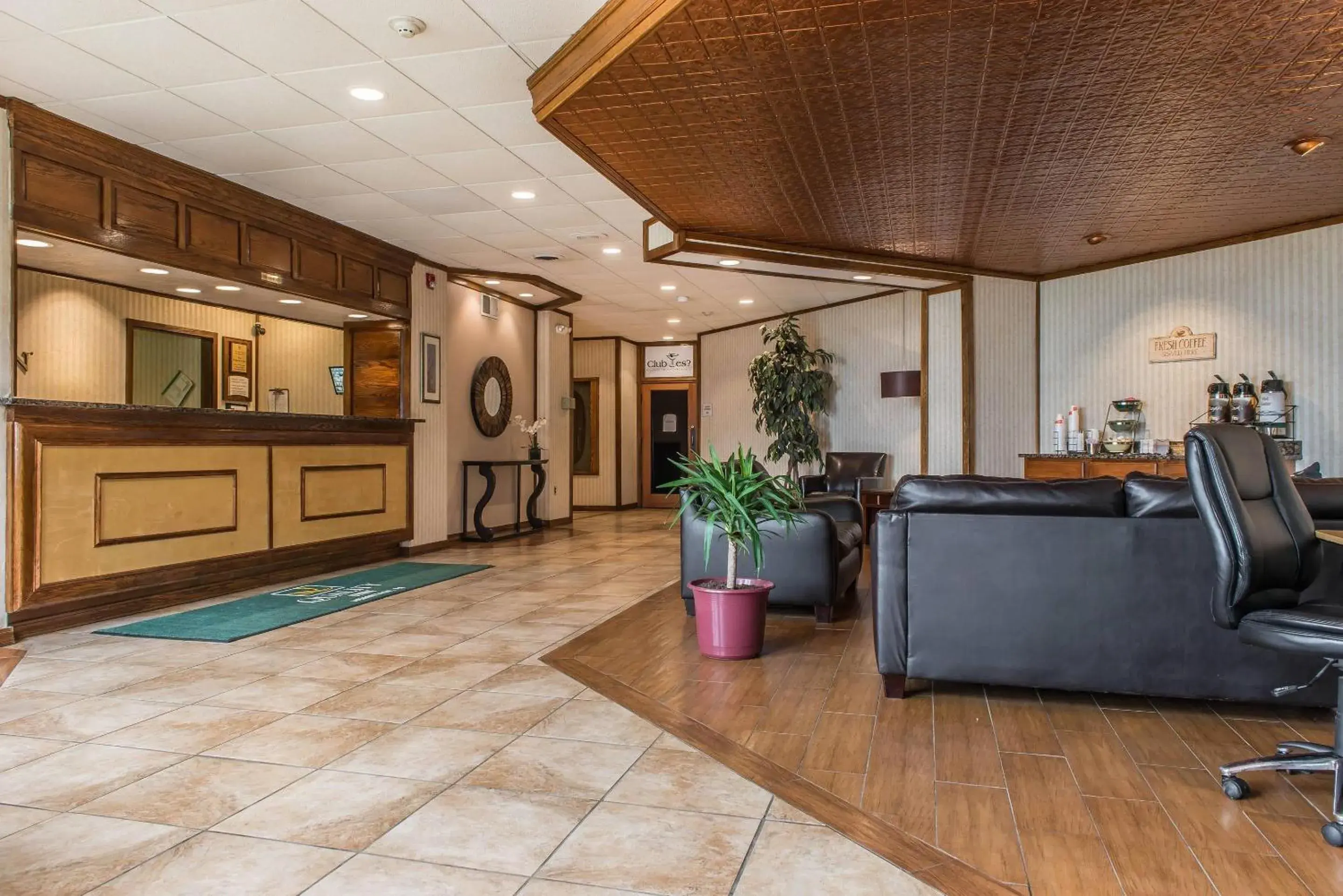 Lobby or reception in Quality Inn Hermitage South Lobby or reception in Quality Inn Hermitage South