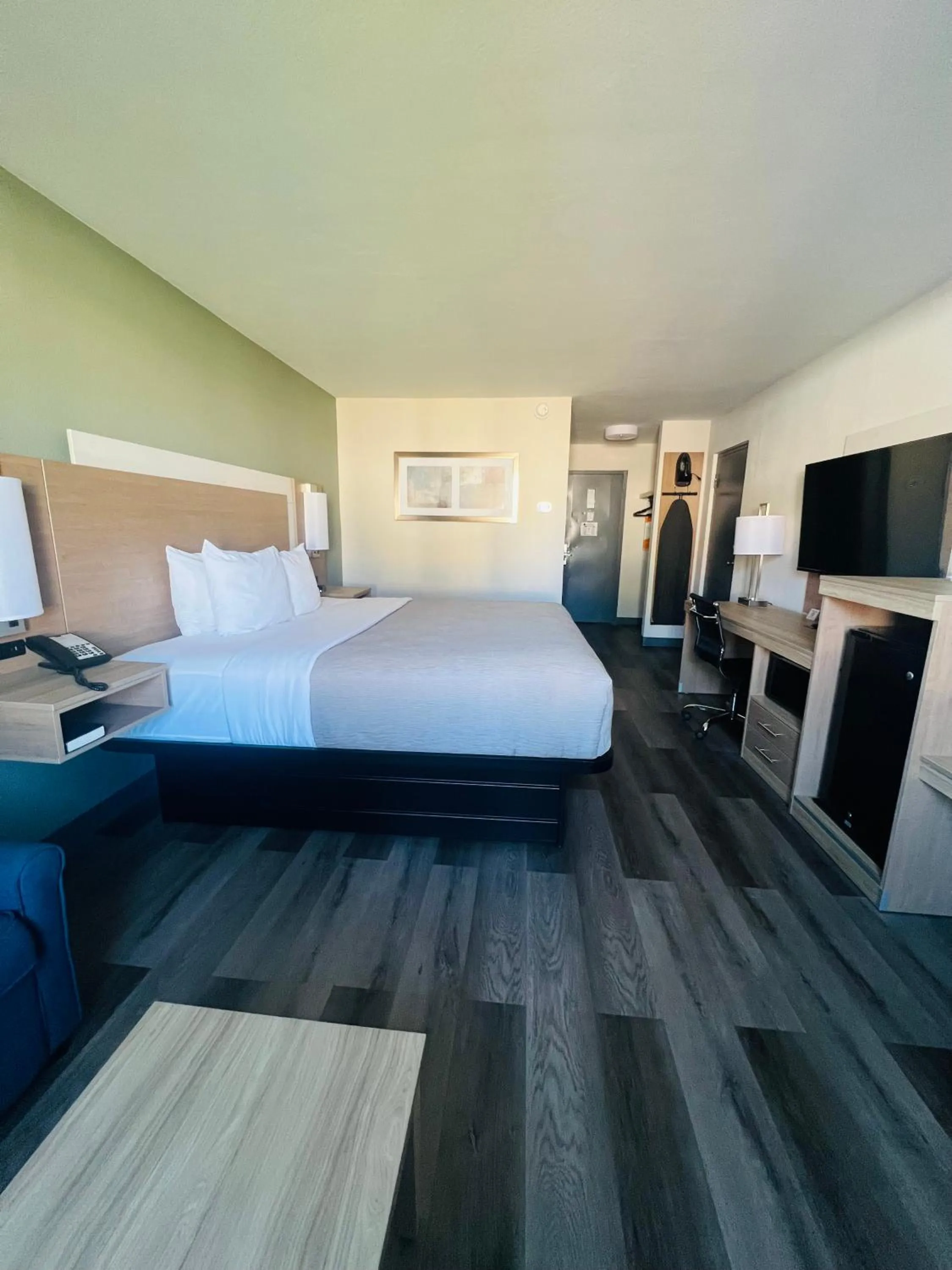 Bed in Quality Inn Hermitage South