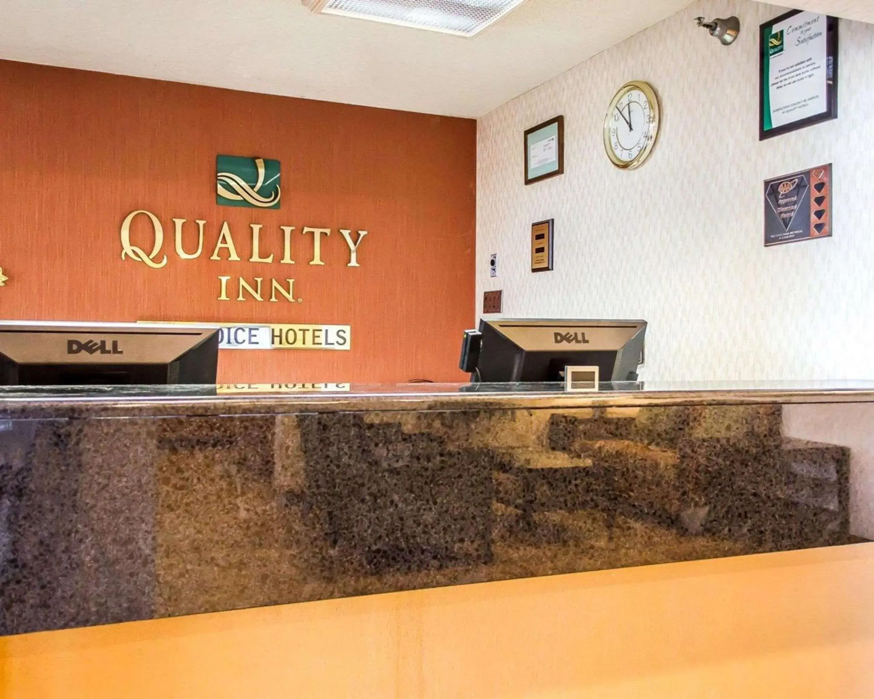 Lobby or reception in Quality Inn Harrisburg - Hershey Area Lobby or reception in Quality Inn Harrisburg - Hershey Area