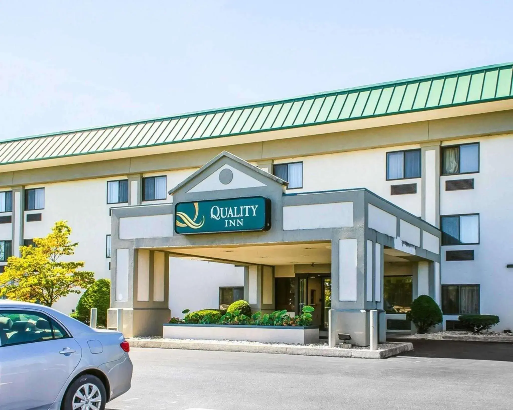 Property building in Quality Inn Harrisburg - Hershey Area Property building in Quality Inn Harrisburg - Hershey Area