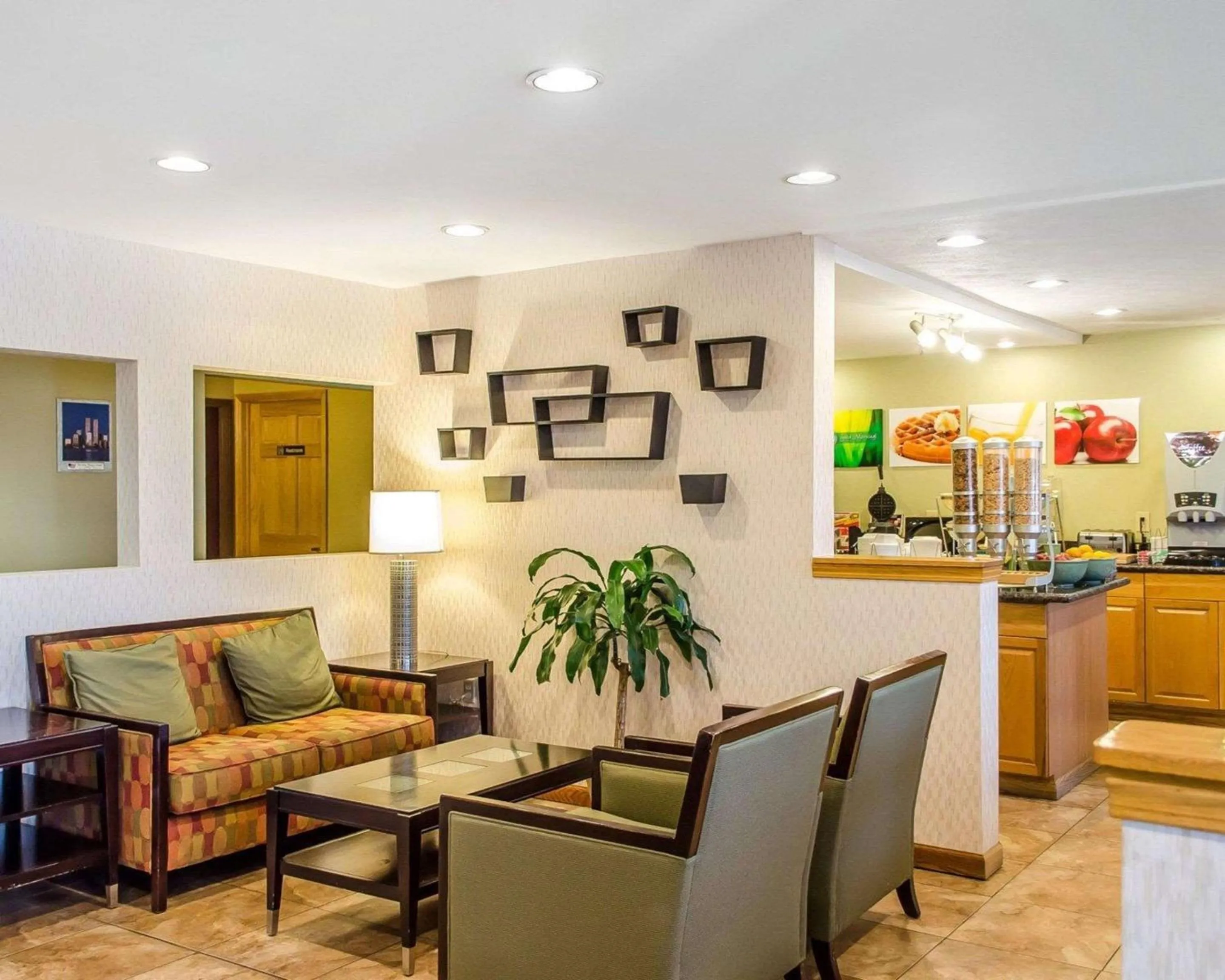 Lobby or reception in Quality Inn Harrisburg - Hershey Area