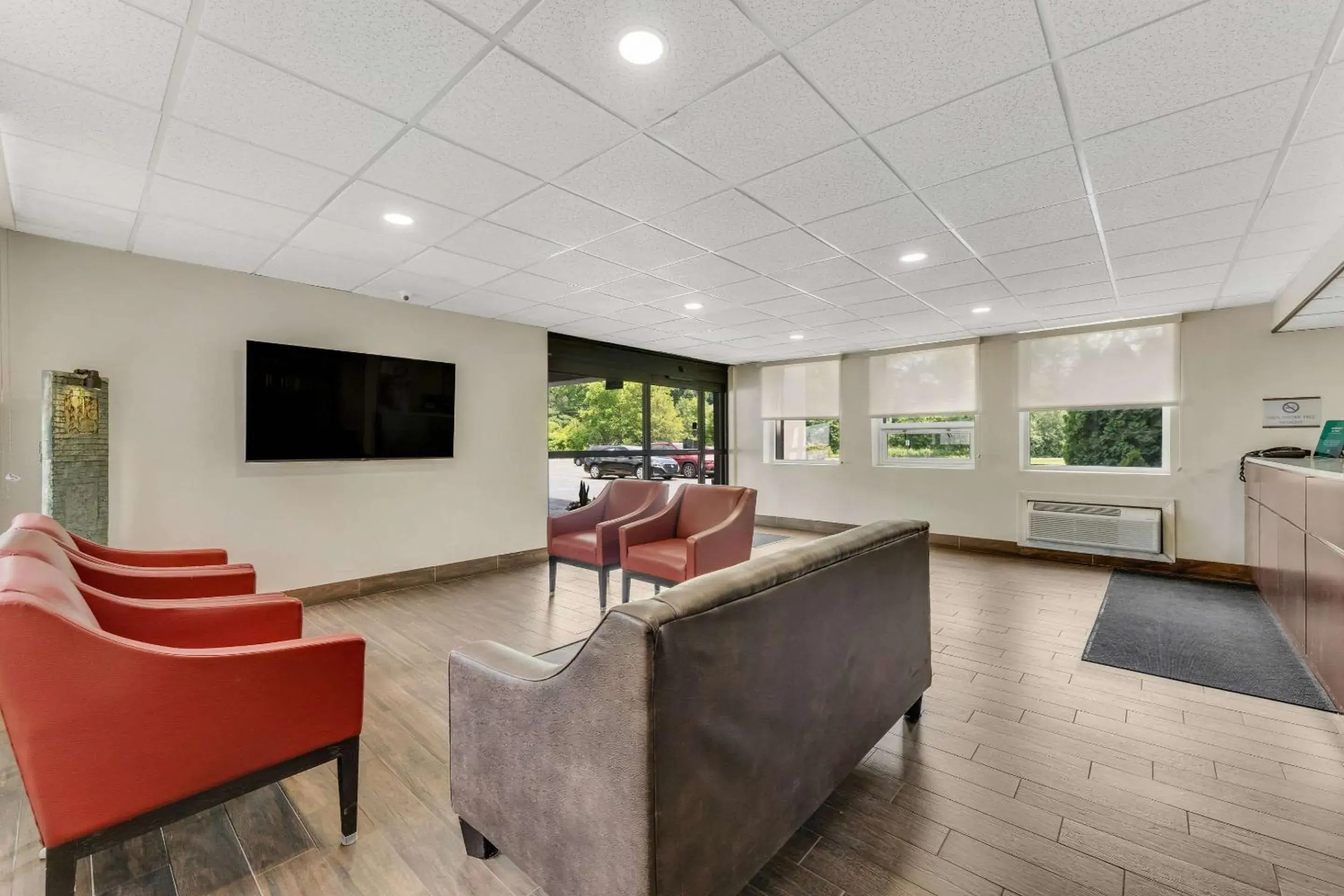 Lobby or reception in Quality Inn Easton Lobby or reception in Quality Inn Easton