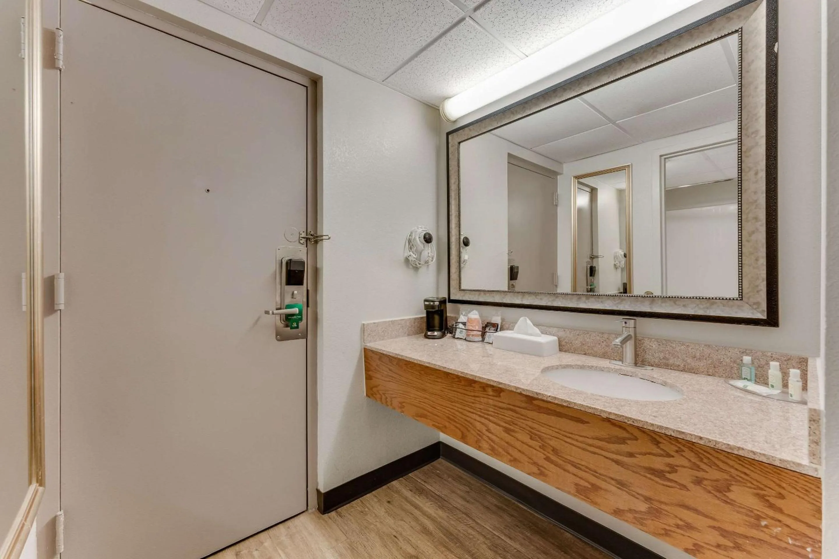 Bedroom in Quality Inn Easton