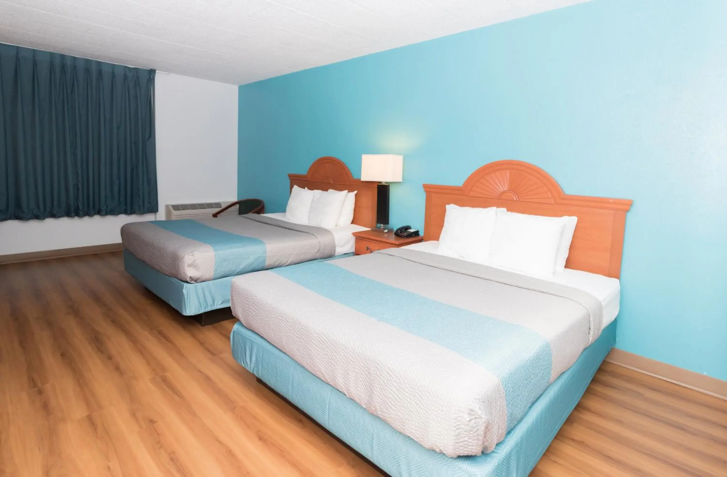 Photo of the whole room, Bed in Motel 6-Clarion, PA Photo of the whole room, Bed in Motel 6-Clarion, PA