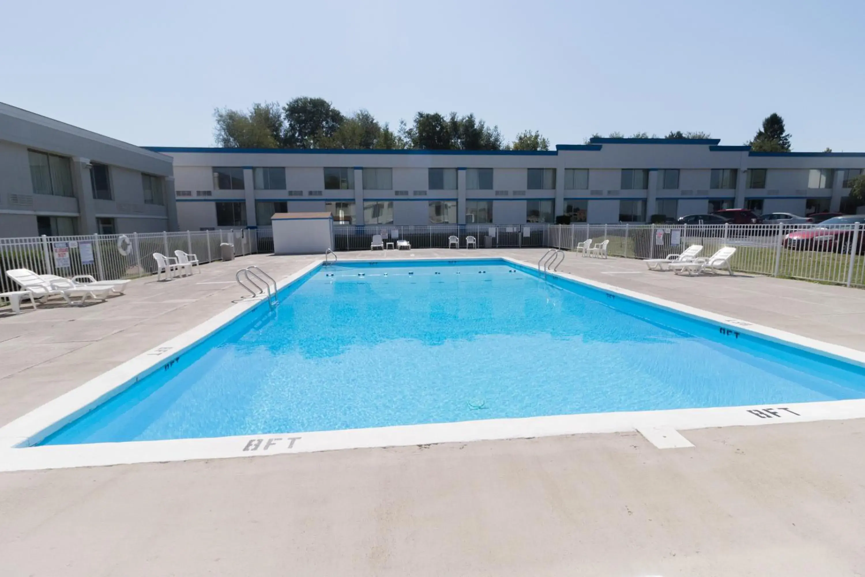 Swimming pool in Motel 6-Clarion, PA Swimming pool in Motel 6-Clarion, PA